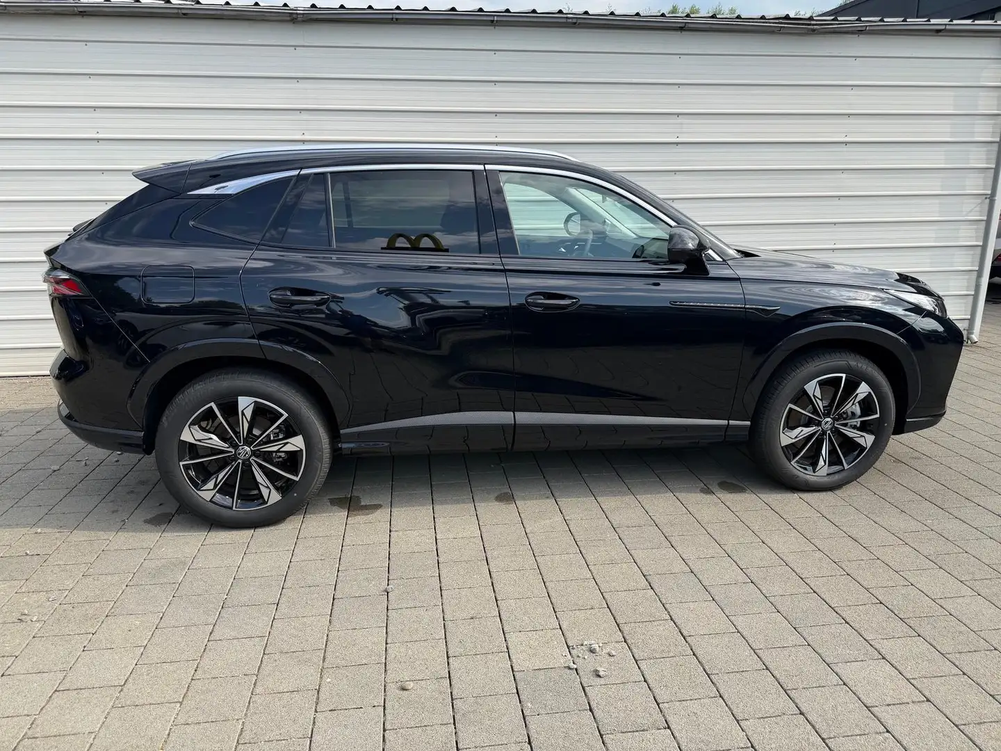 MG HS Luxury HEV+ 224PS Android Auto*Navi*SHZ*360° Ka... Schwarz - 1