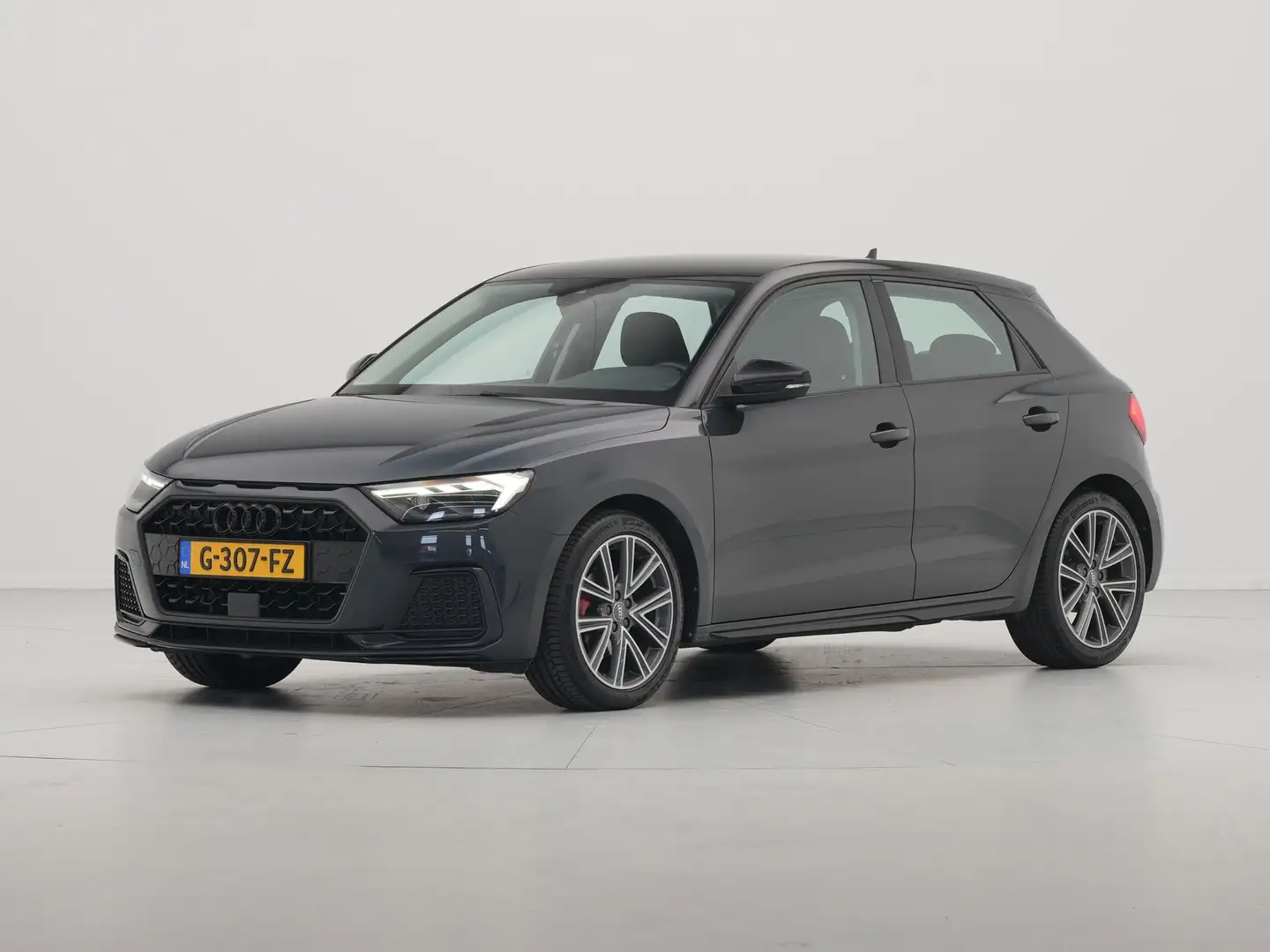 Audi A1 Sportback 30 TFSI 115pk epic Navigatie Pdc Led Cru Grijs - 2