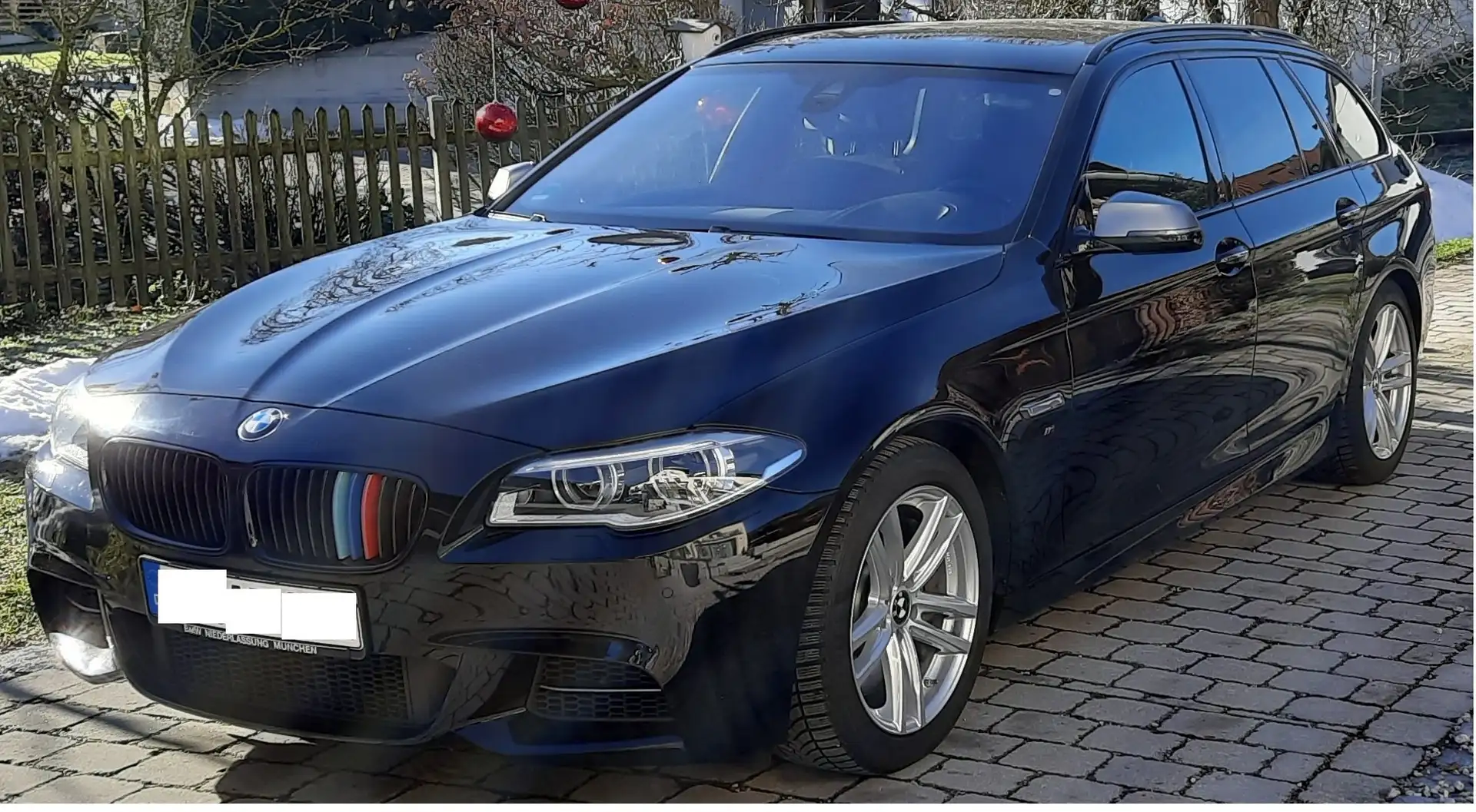 BMW M550 M550d xDrive Černá - 1