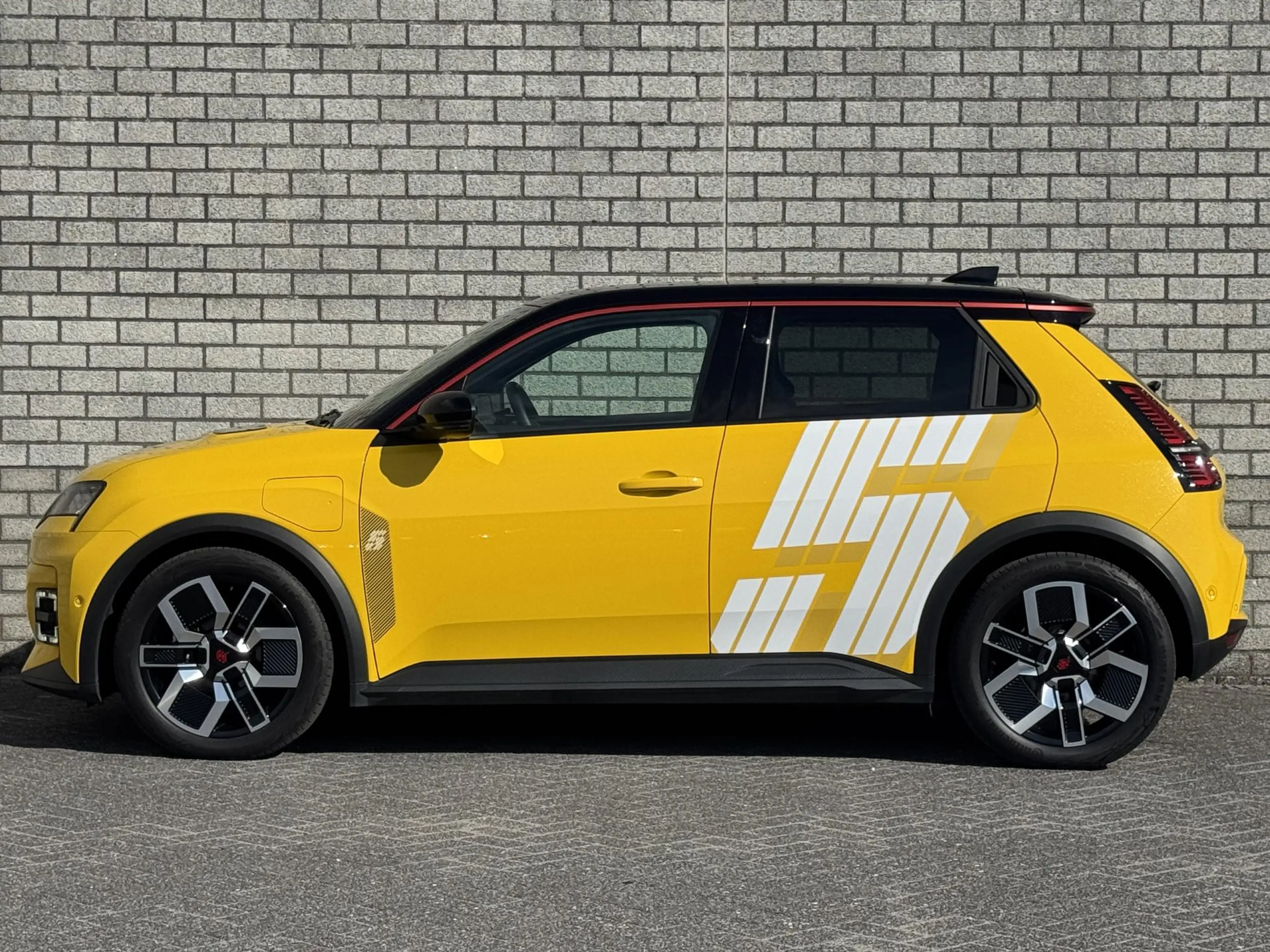 Renault R 5 Comfort Range Techno 52 kWh | SoH 98% | Navigatie — photo 15