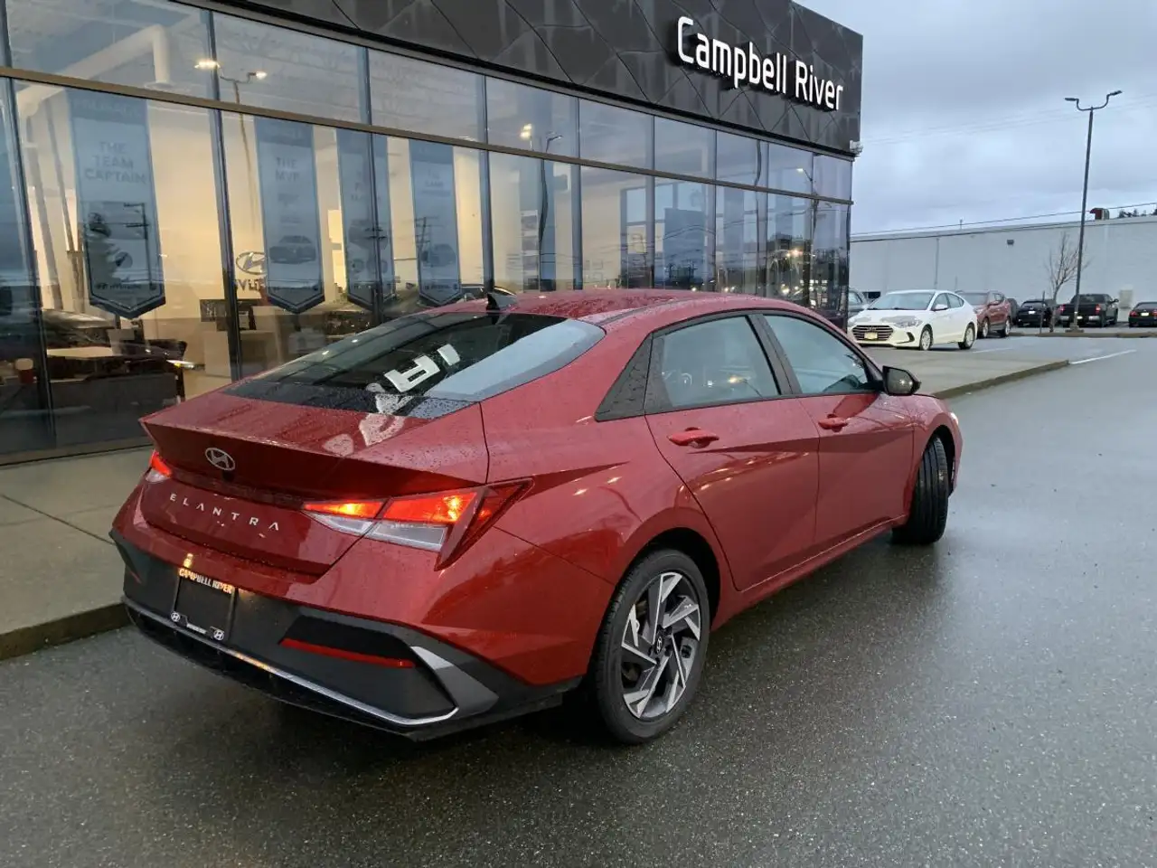 Hyundai ELANTRA снимка Hyundai ELANTRA