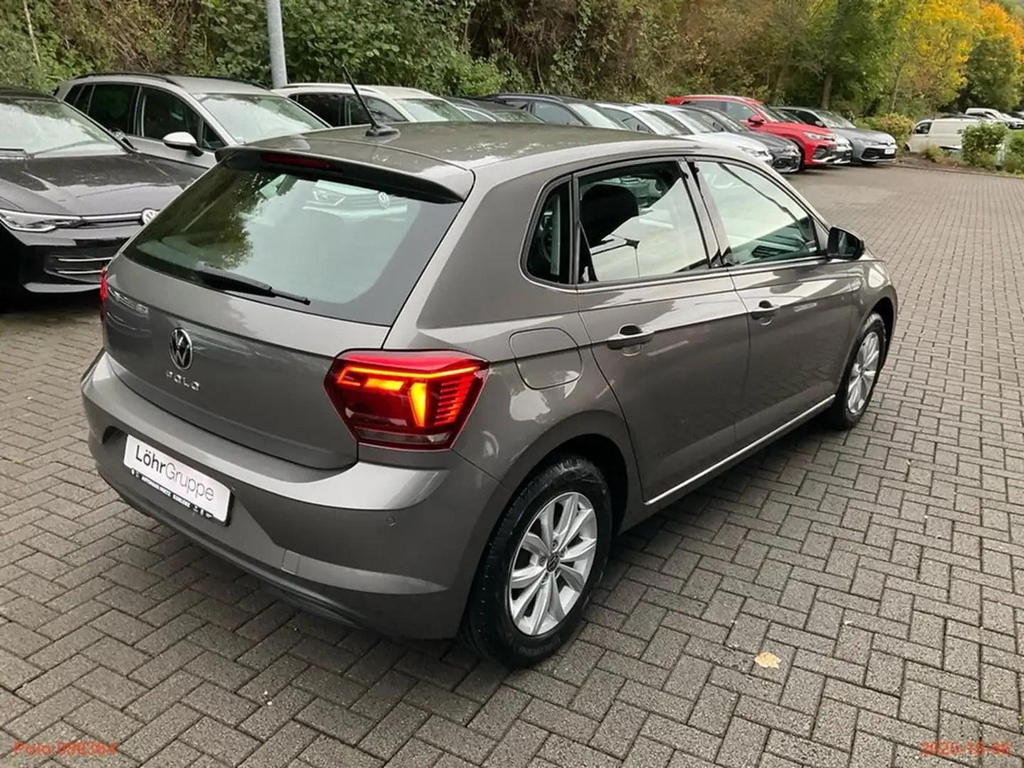 Volkswagen Polo 1.0 TSI Highline LED-Sch., Navi., Tel., PDC, SH... Grau - 2