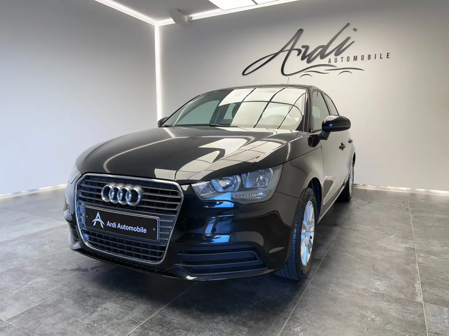Audi A1 Sportback 1.2TFSI*SIEGES CHAUFFANTS*AIRCO*GARANTIE Zwart - 1