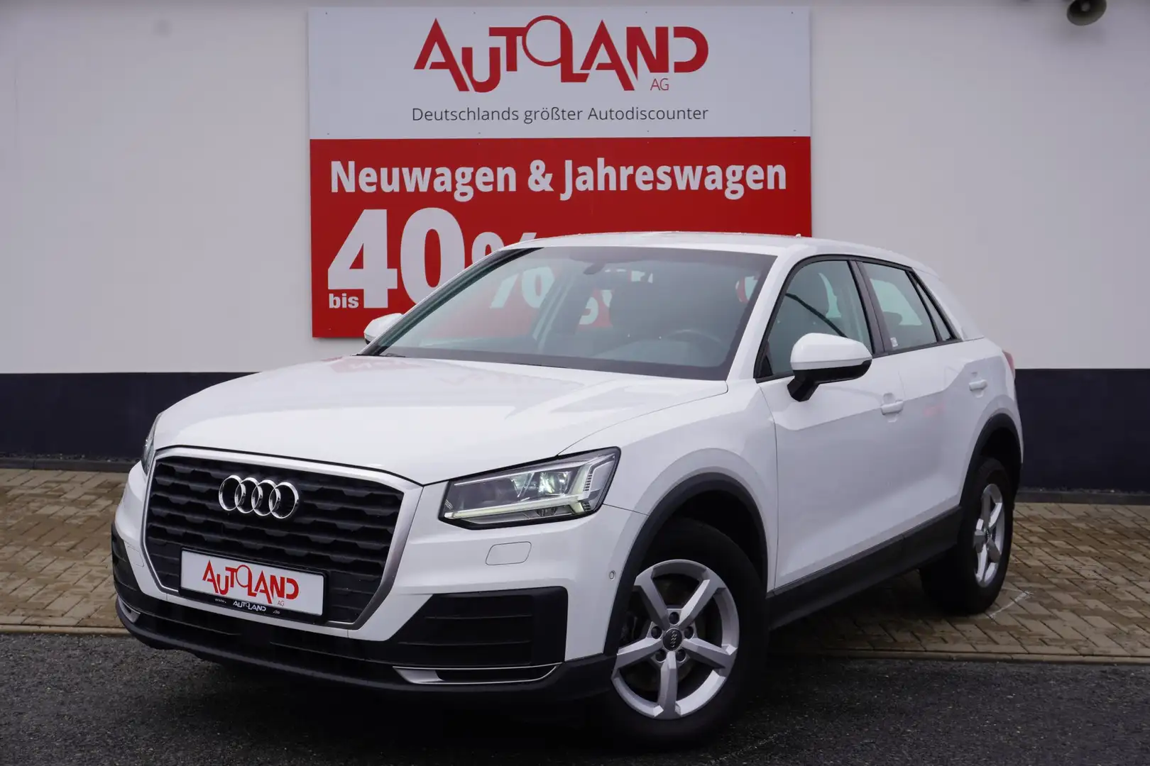 Audi Q2 1.4 TFSI S-tronic LED Navi AHK Sitzheizung Blanc - 2