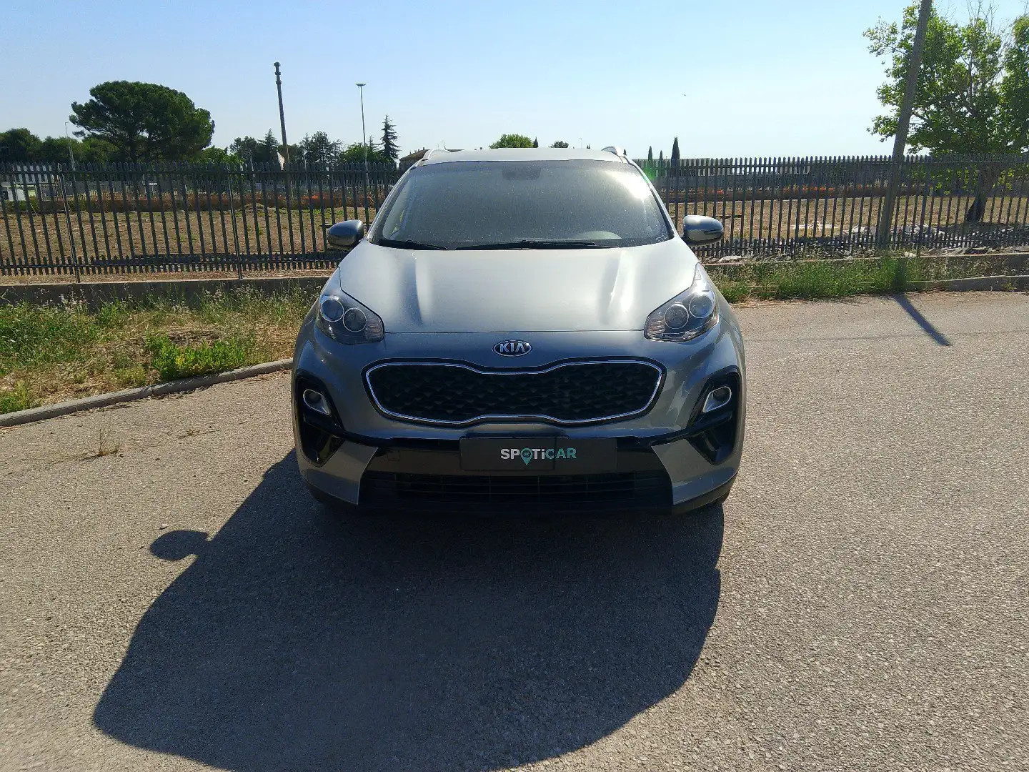 Kia Sportage 1.6 CRDI 136 CV DCT7 2WD Business Class Grau - 2
