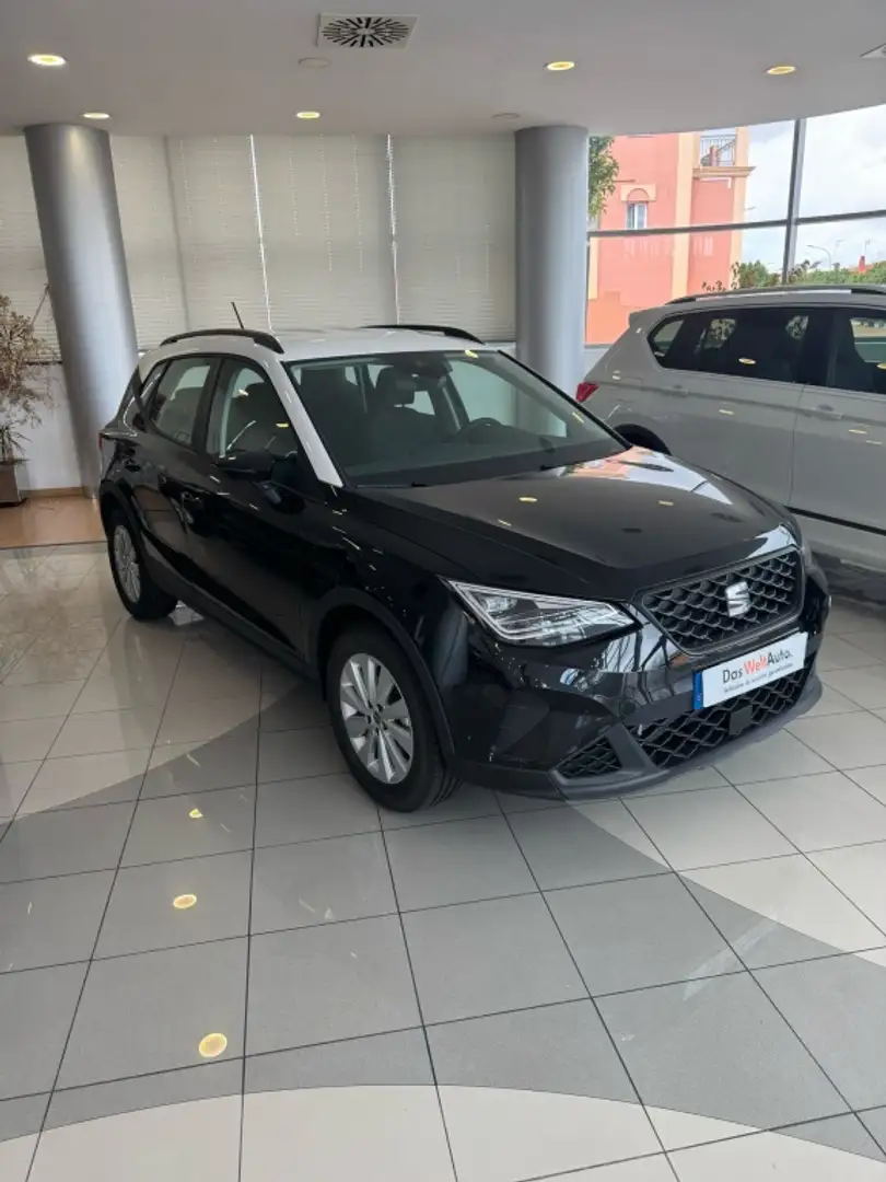 SEAT Arona 1.0 TSI S&S Style DSG7 XM 115 Negro - 2