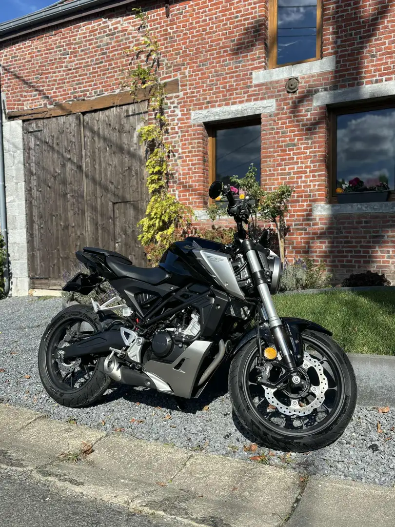 Honda CB 125 Abs, Sabot moteur, porte plaque court, retro bas - 2