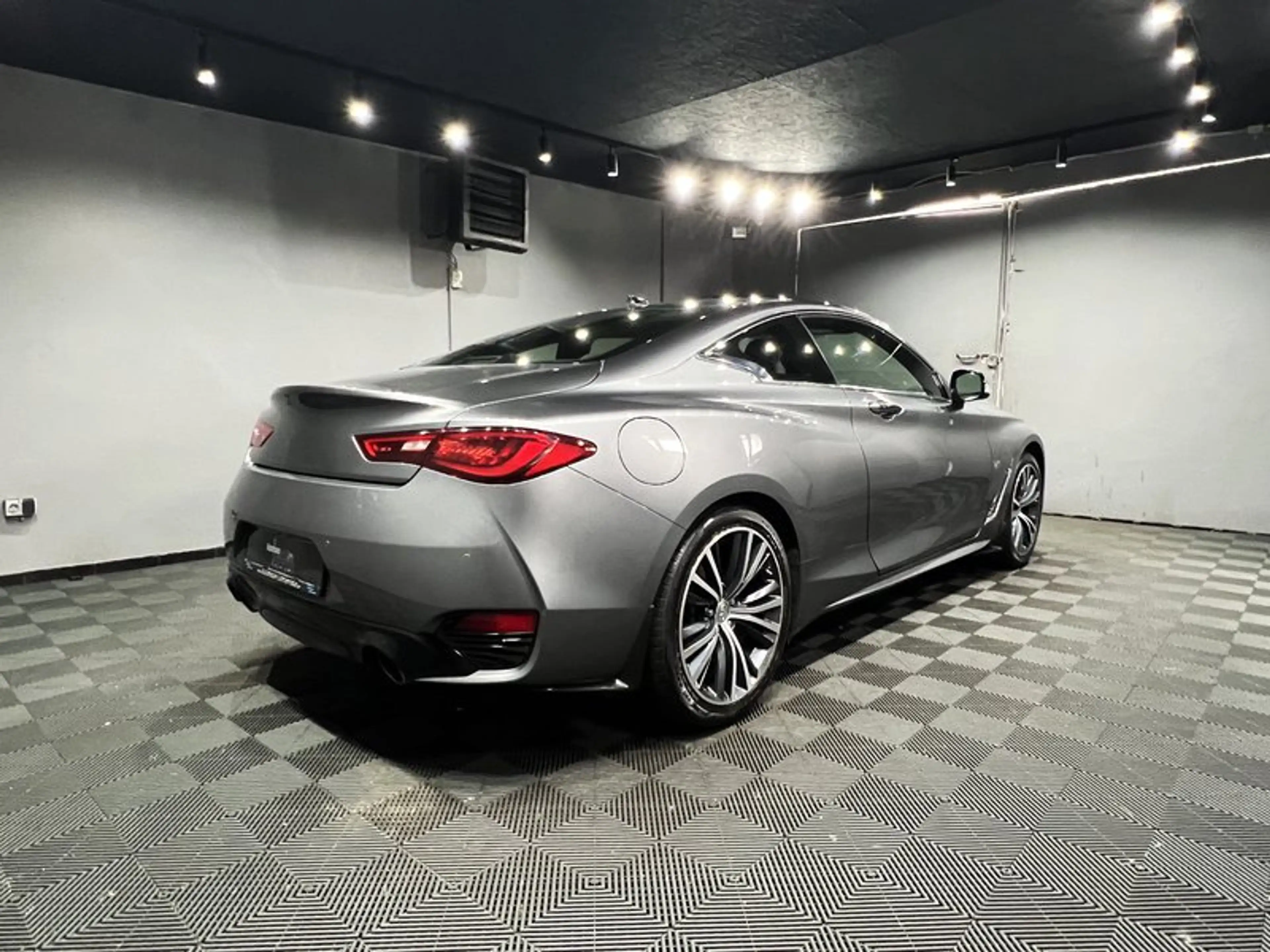 Infiniti Q60 2.0 t SportTech|5*JAHRE*GARANTIE| AUTOM|LEDER — photo 4