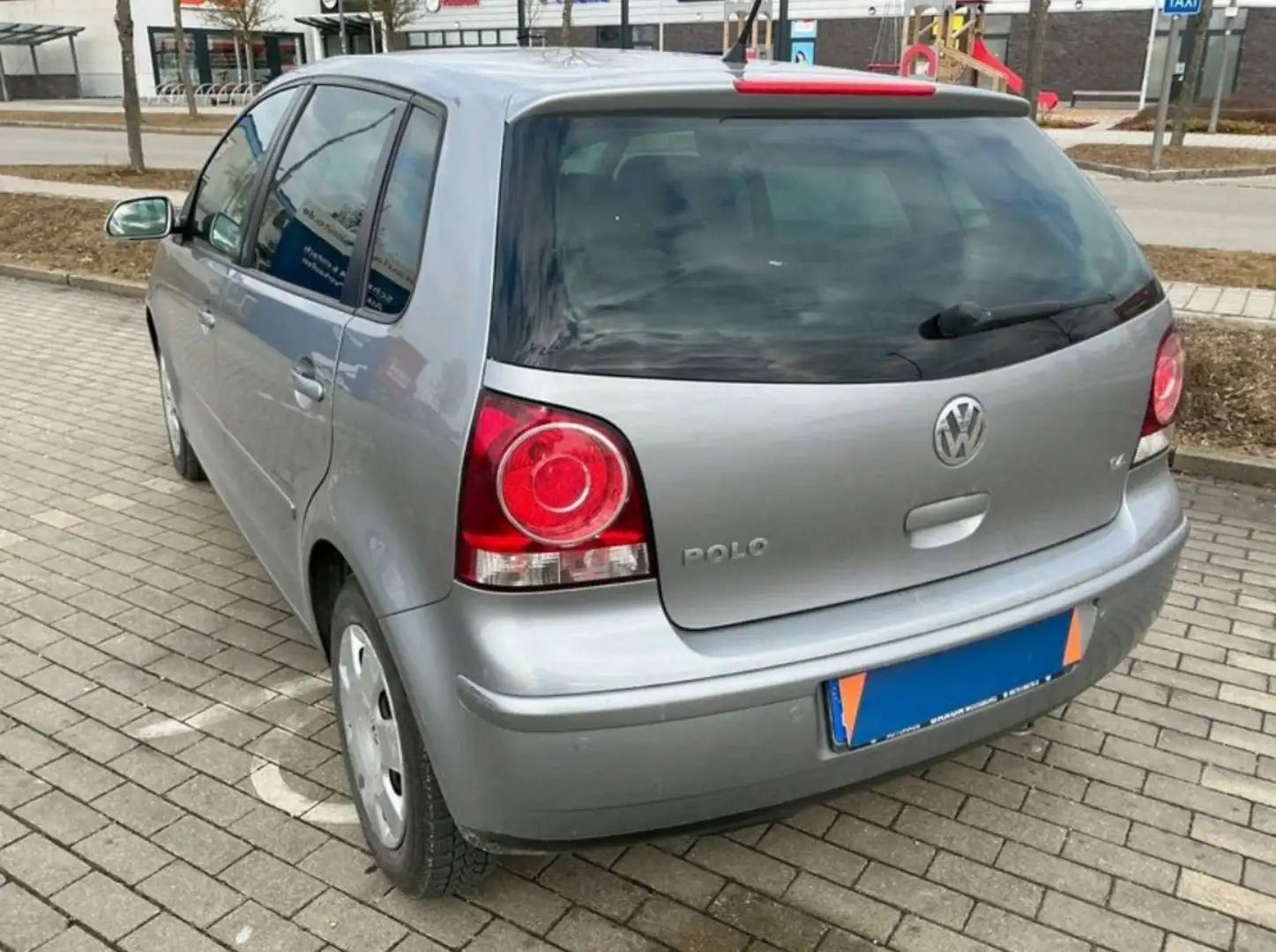 Volkswagen Polo United 2Hand Klima Einparkhilfe Mit Neuer Tüv Grau - 2
