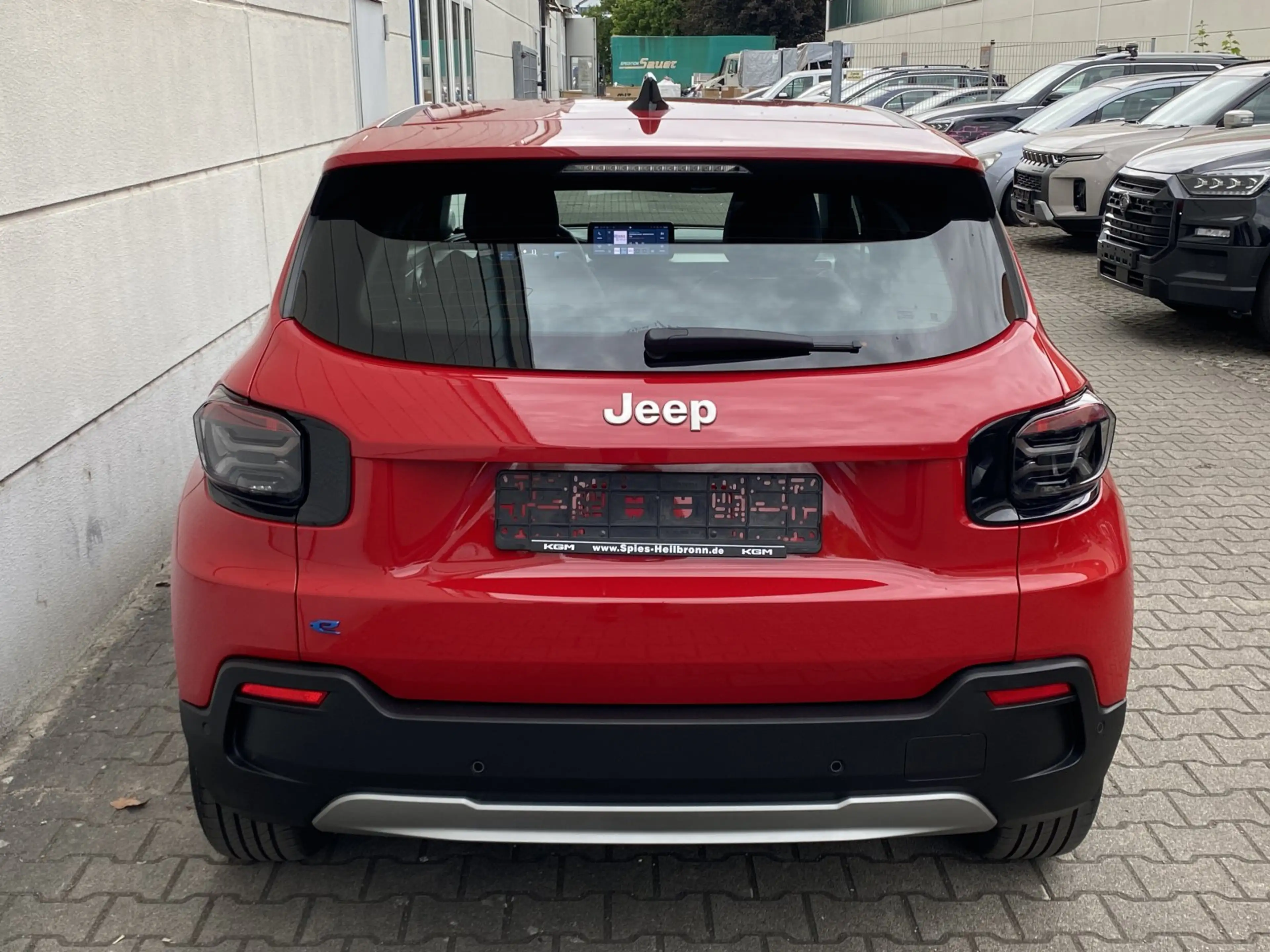Jeep Avenger Elektro Altitude 54 kWh ACC Shz Tmat Alu17 CarPlay — photo 9