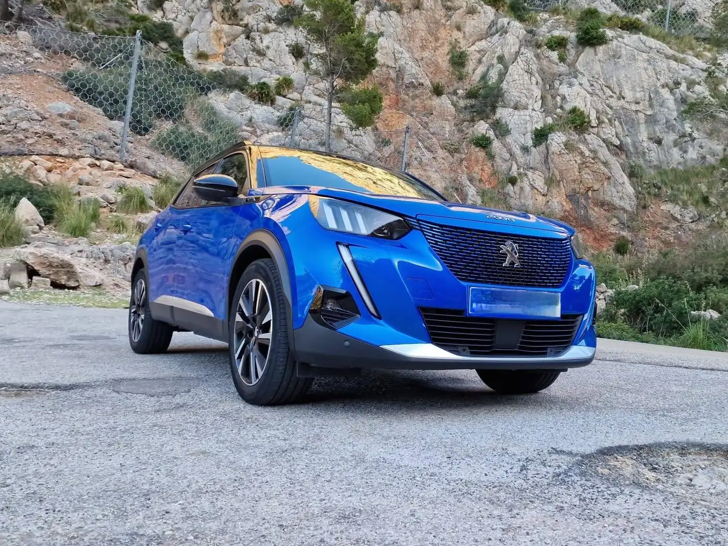 Peugeot 2008 2008 GT Pack Eléctrico 100kW GT Pack Azul - 2