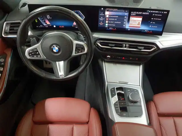 BMW 3 Series view 8
