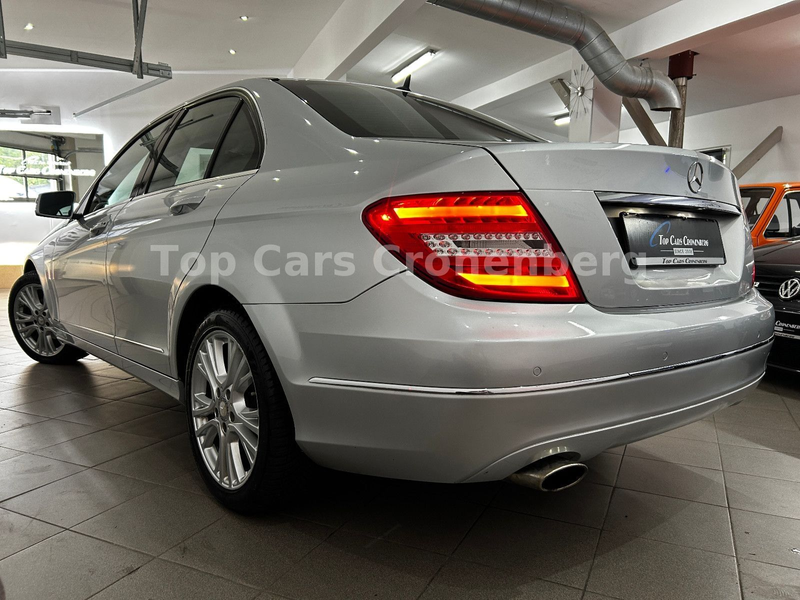 Mercedes-Benz C 200 *Automatik*Leder*Navi*Xenon*EURO5*Facelift* — photo 4