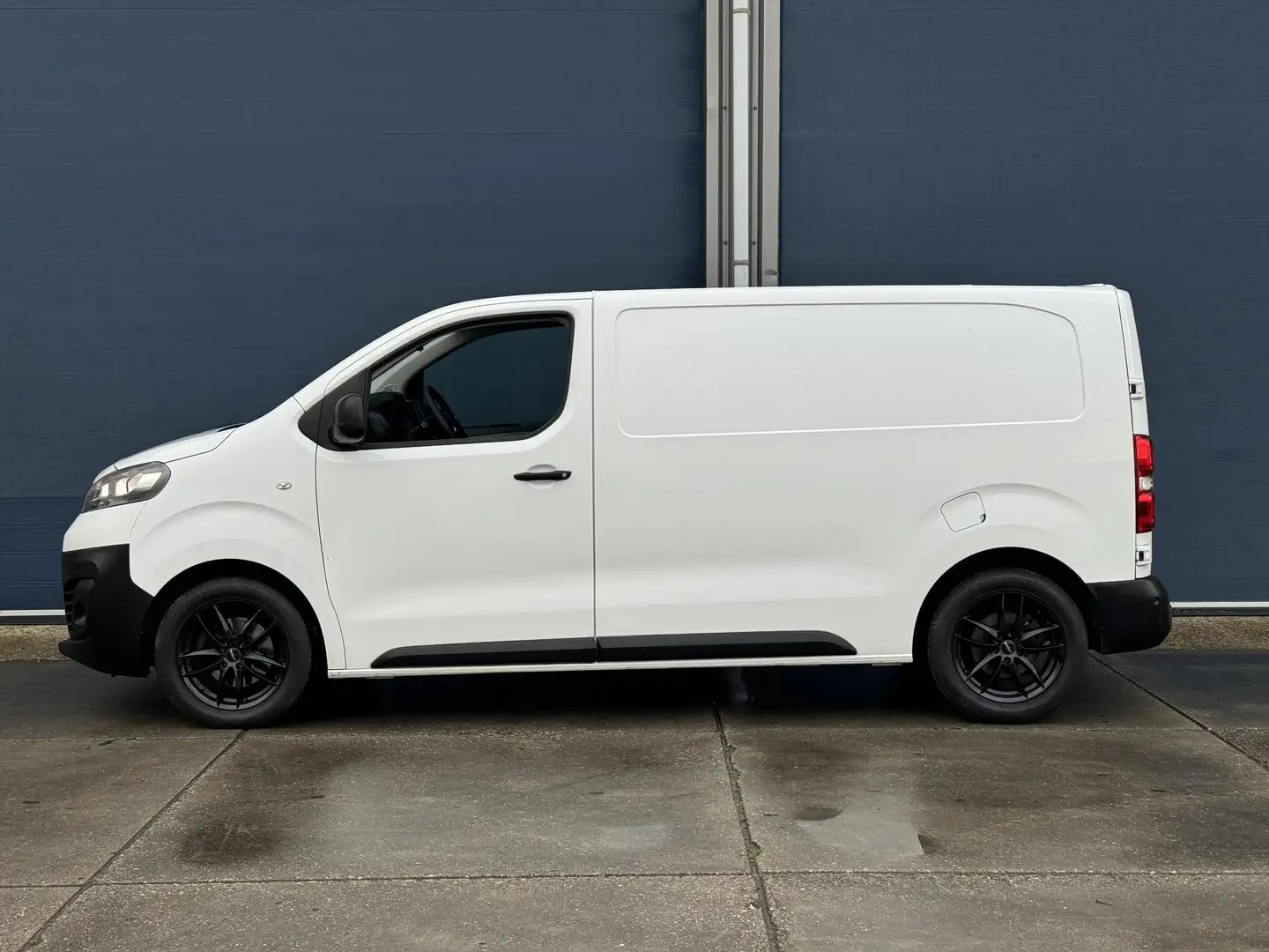 Opel Vivaro 1.5 CDTI L2H1 Edition AIRCO / CRUISE CONTROLE / NA - 2