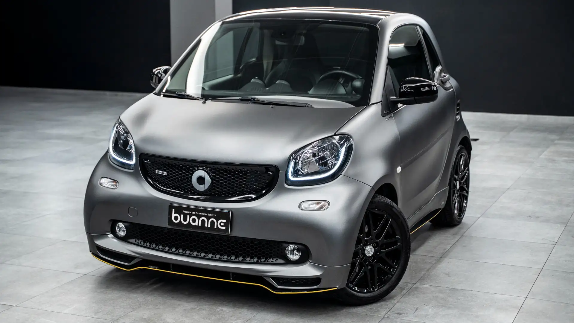 smart brabus FORTWO 0.9 T 109CV PELLICOLA JBL NAVI PELLE LED Gris - 1