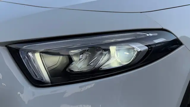 Mercedes-Benz A-Class view 4