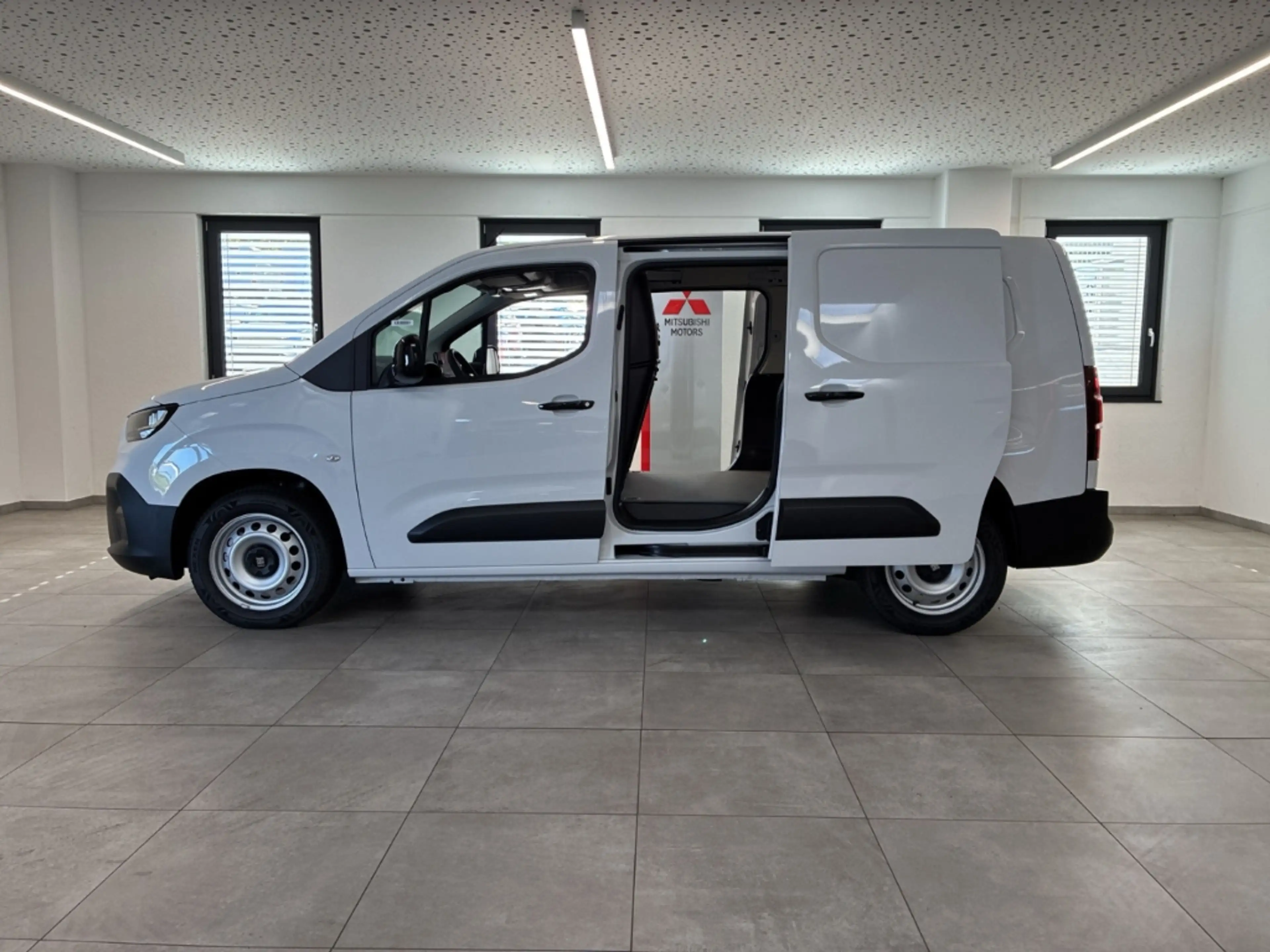 Fiat Doblo Kasten 1.5 BlueHDI130 XL (L2) AHK 2xSchiebetür SHZ — photo 7