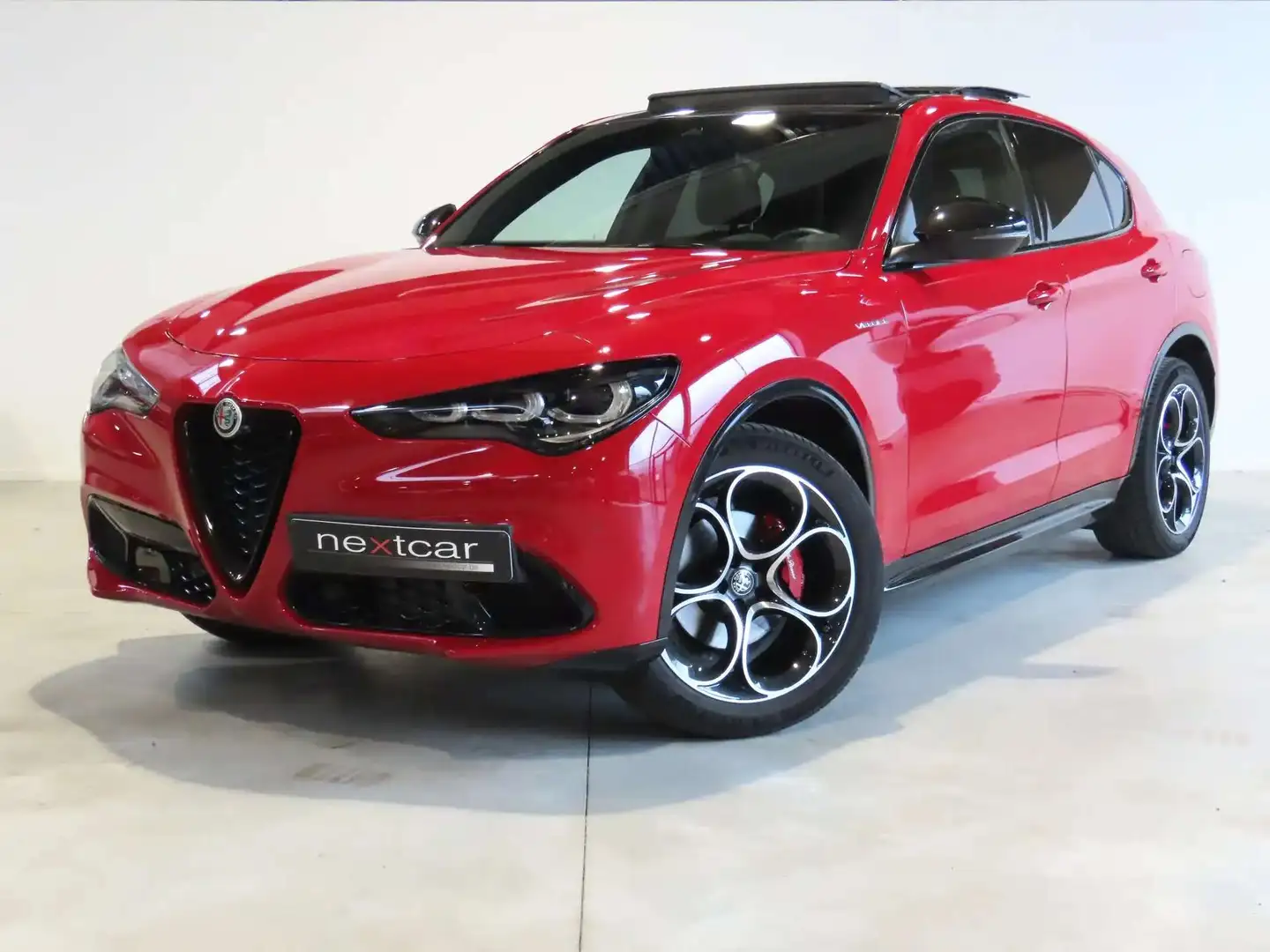 Alfa Romeo Stelvio 2.0T Q4 Veloce *TOIT PANO-NAVI-LED-CUIR SPORT* Rouge - 1