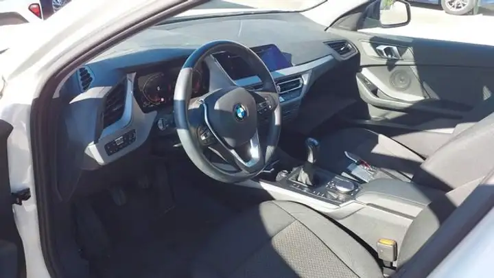 BMW Serie 1 116d (F40) 2023, foto 5