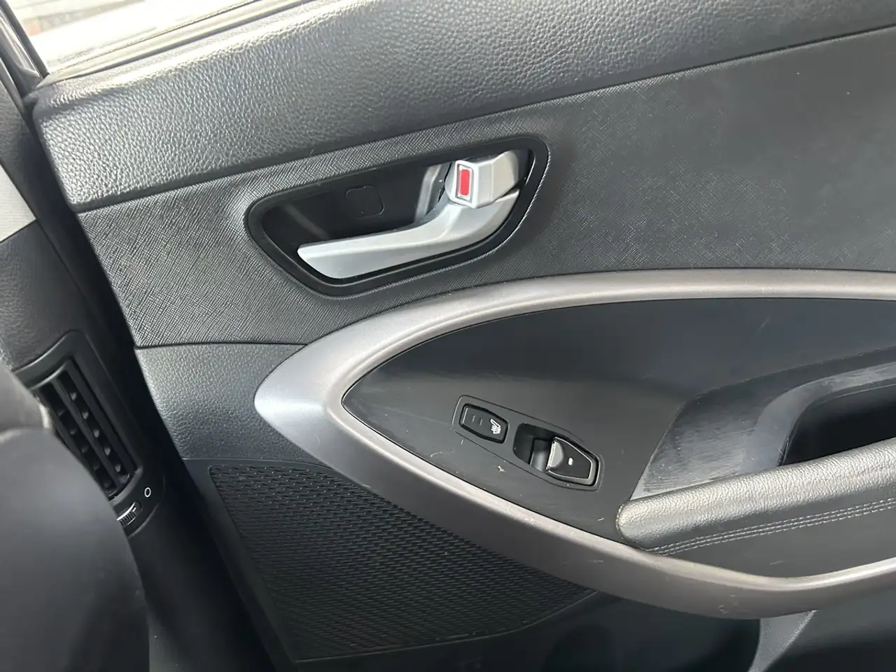Hyundai SANTA FE снимка Hyundai SANTA FE