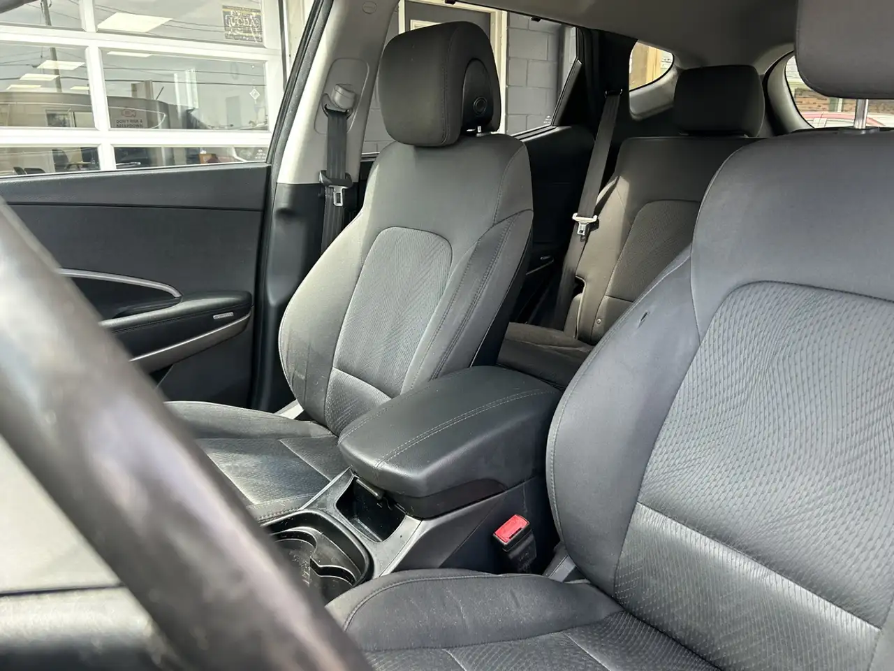 Hyundai SANTA FE снимка Hyundai SANTA FE