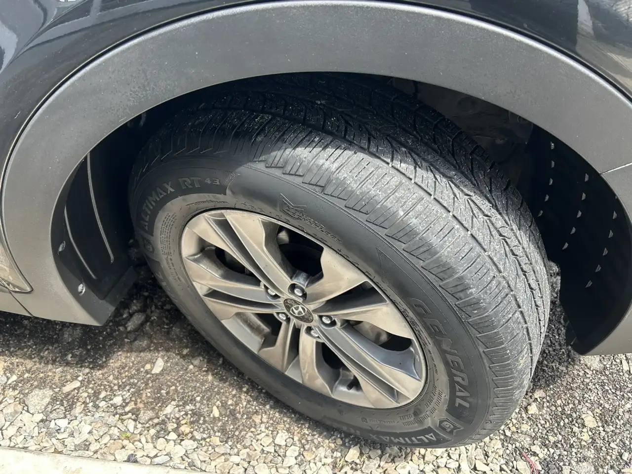 Hyundai SANTA FE снимка Hyundai SANTA FE