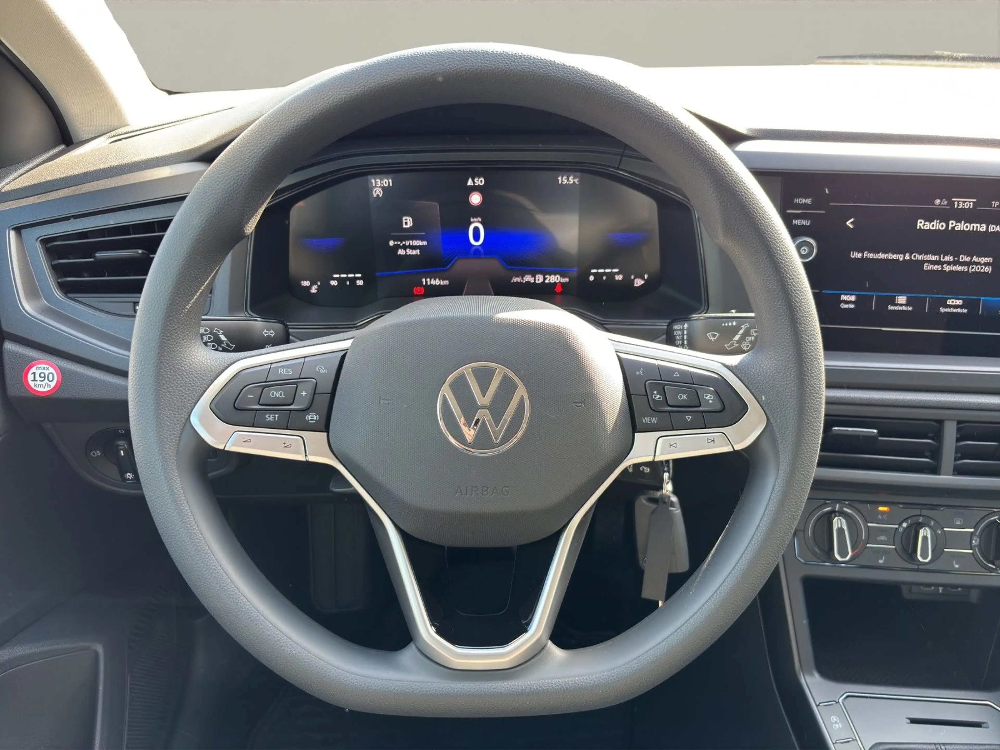 Volkswagen Polo VI 1.0 ALLWETTER PDC APP-Connect LED — photo 10