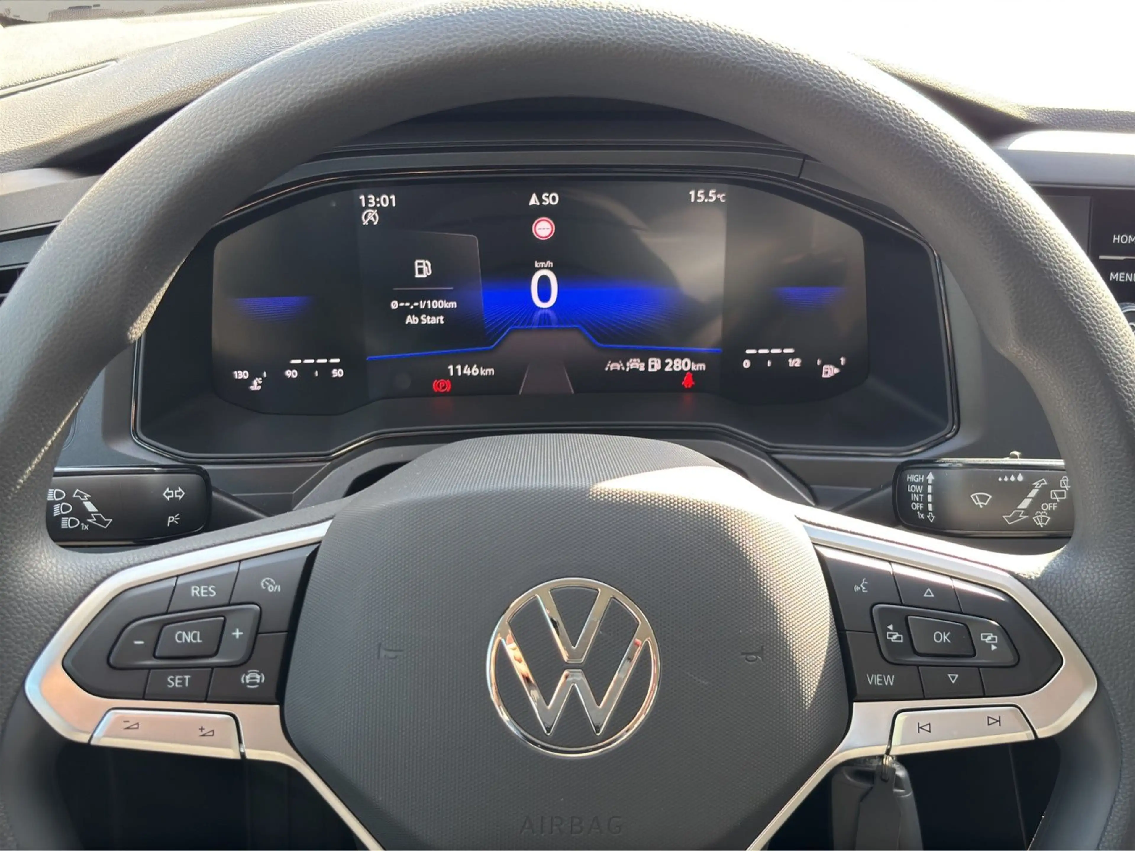 Volkswagen Polo VI 1.0 ALLWETTER PDC APP-Connect LED — photo 11