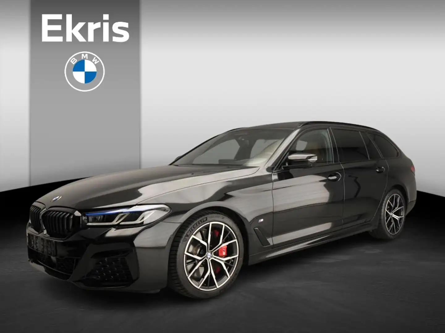 BMW 540 5 Serie Touring 540i xDrive | M-sportpakket | Lase Noir - 1