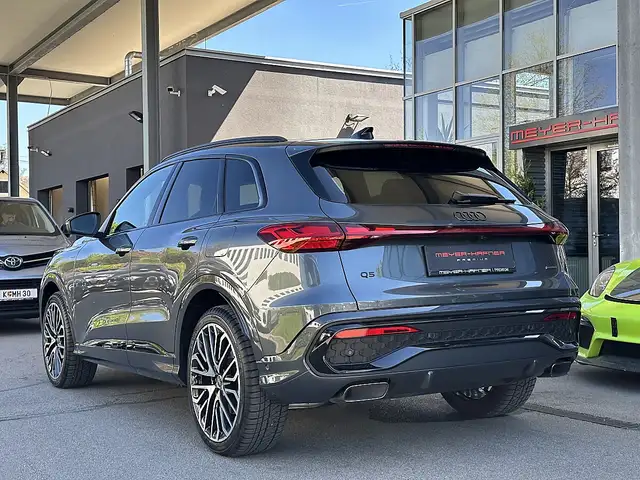 Audi Q5 TFSI e-Hybrid 220kW PHEV quattro S-tronic Ansicht 9