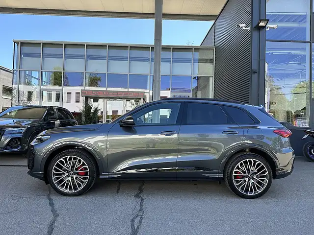 Audi Q5 TFSI e-Hybrid 220kW PHEV quattro S-tronic Ansicht 7