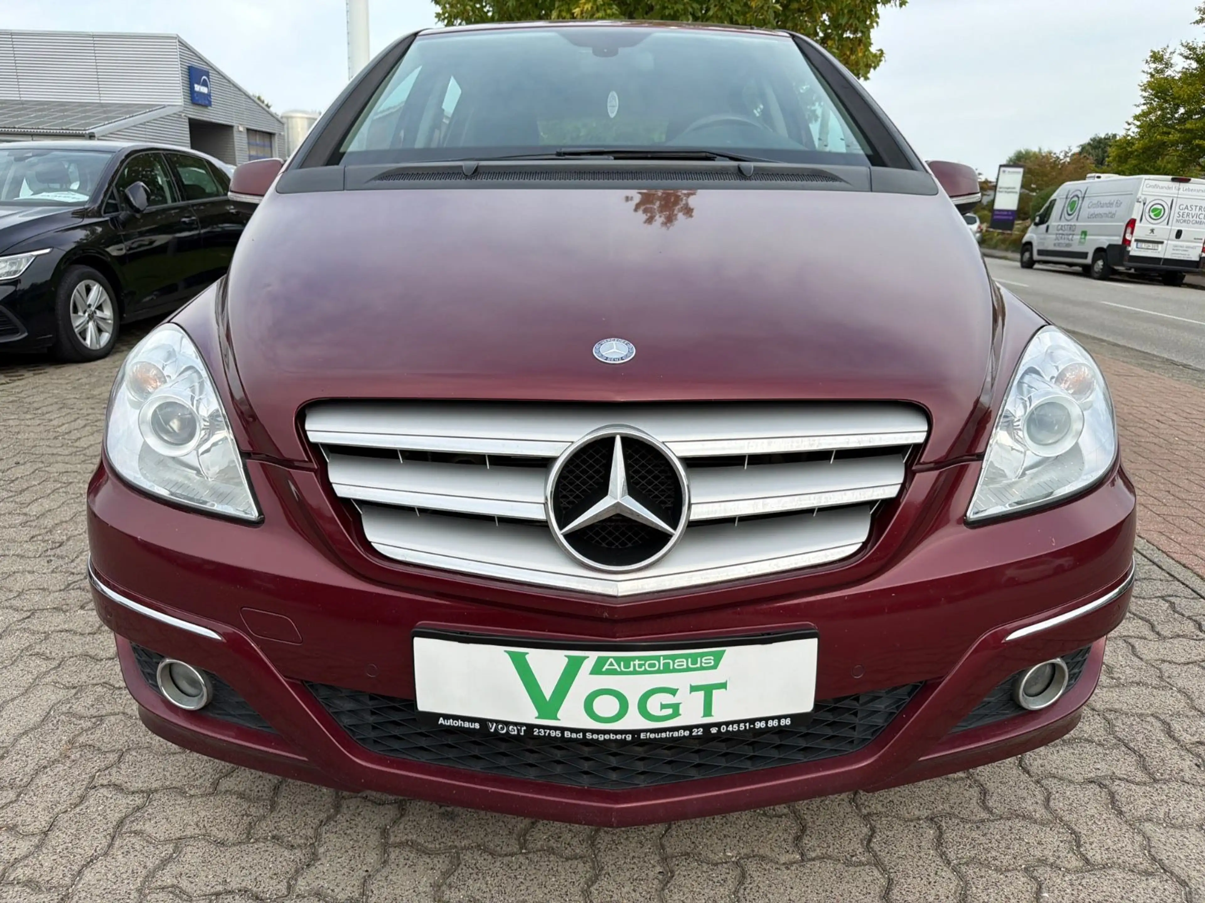 Mercedes-Benz B 200 AHK/TEMP/SHZ — photo 2