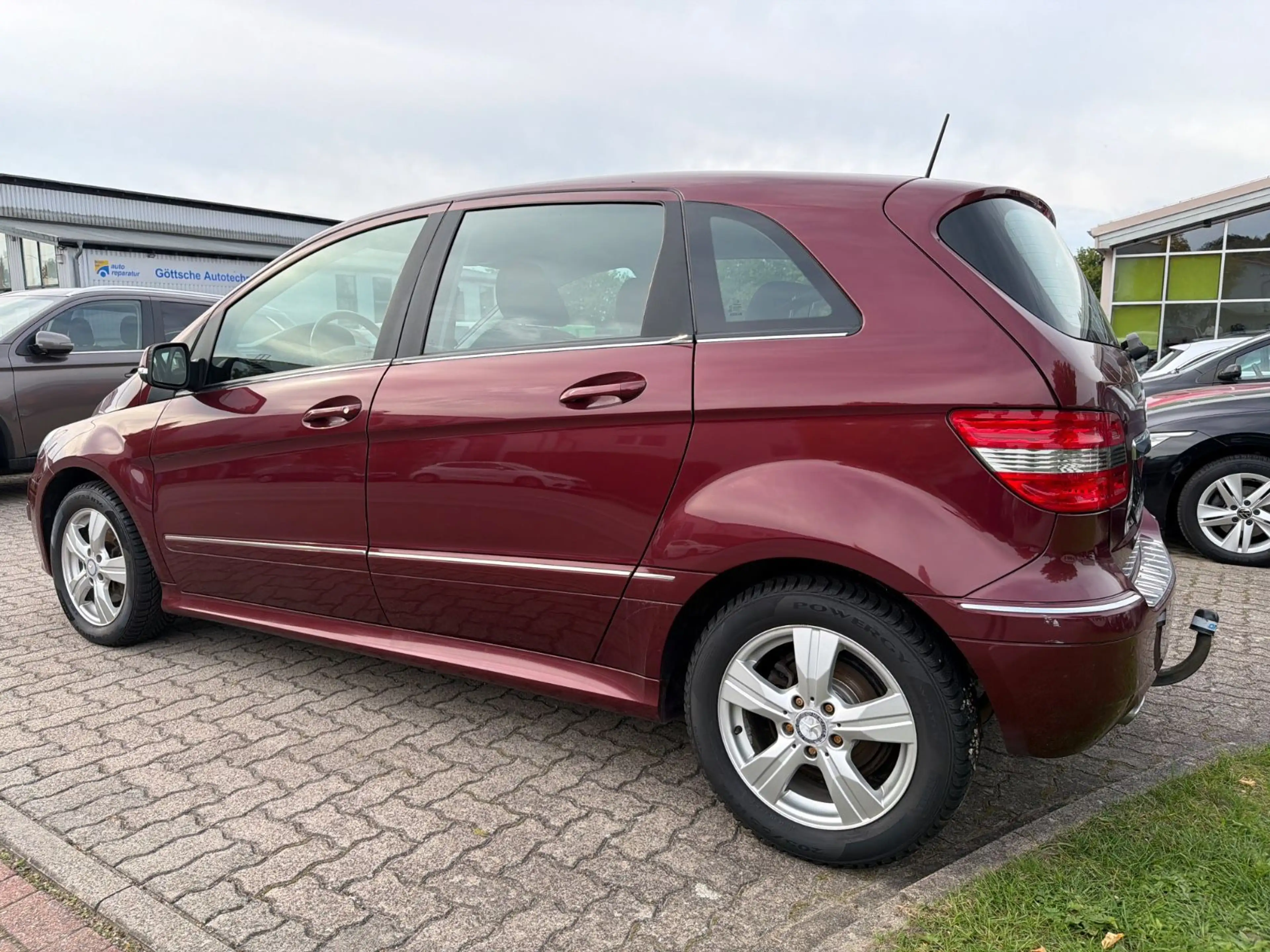 Mercedes-Benz B 200 AHK/TEMP/SHZ — photo 6