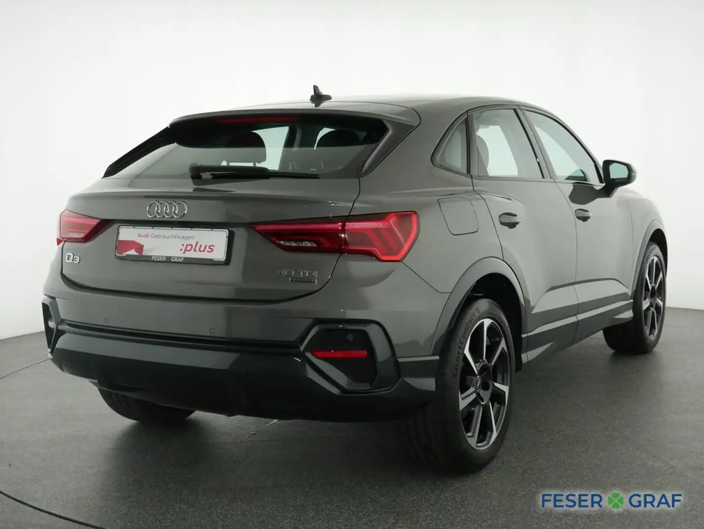 Audi Q3 Sportback 40 TDI qu Navi,LED,Kamera Grau - 2