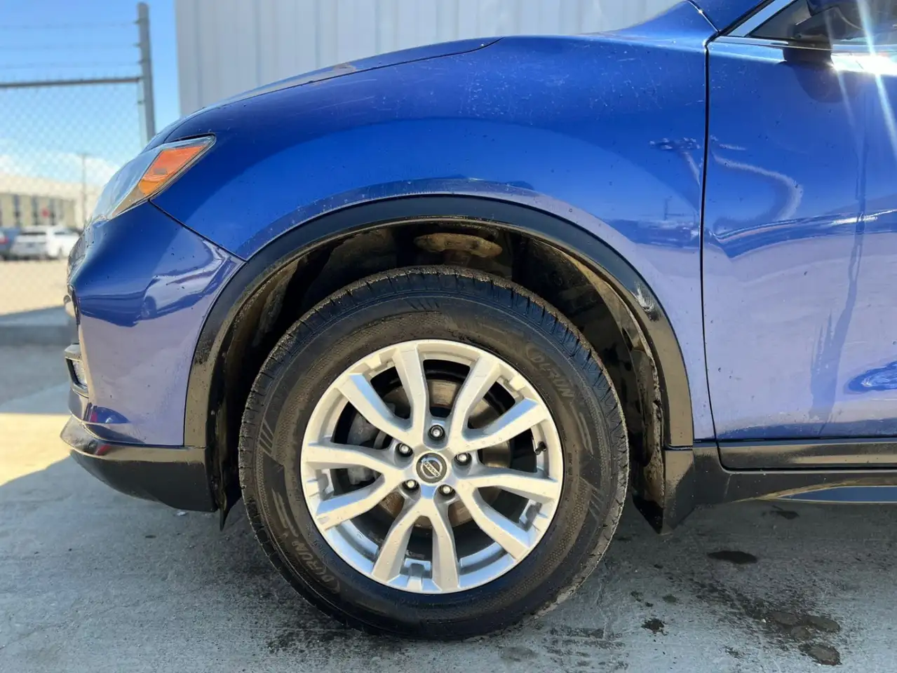 Nissan Rogue снимка Nissan Rogue