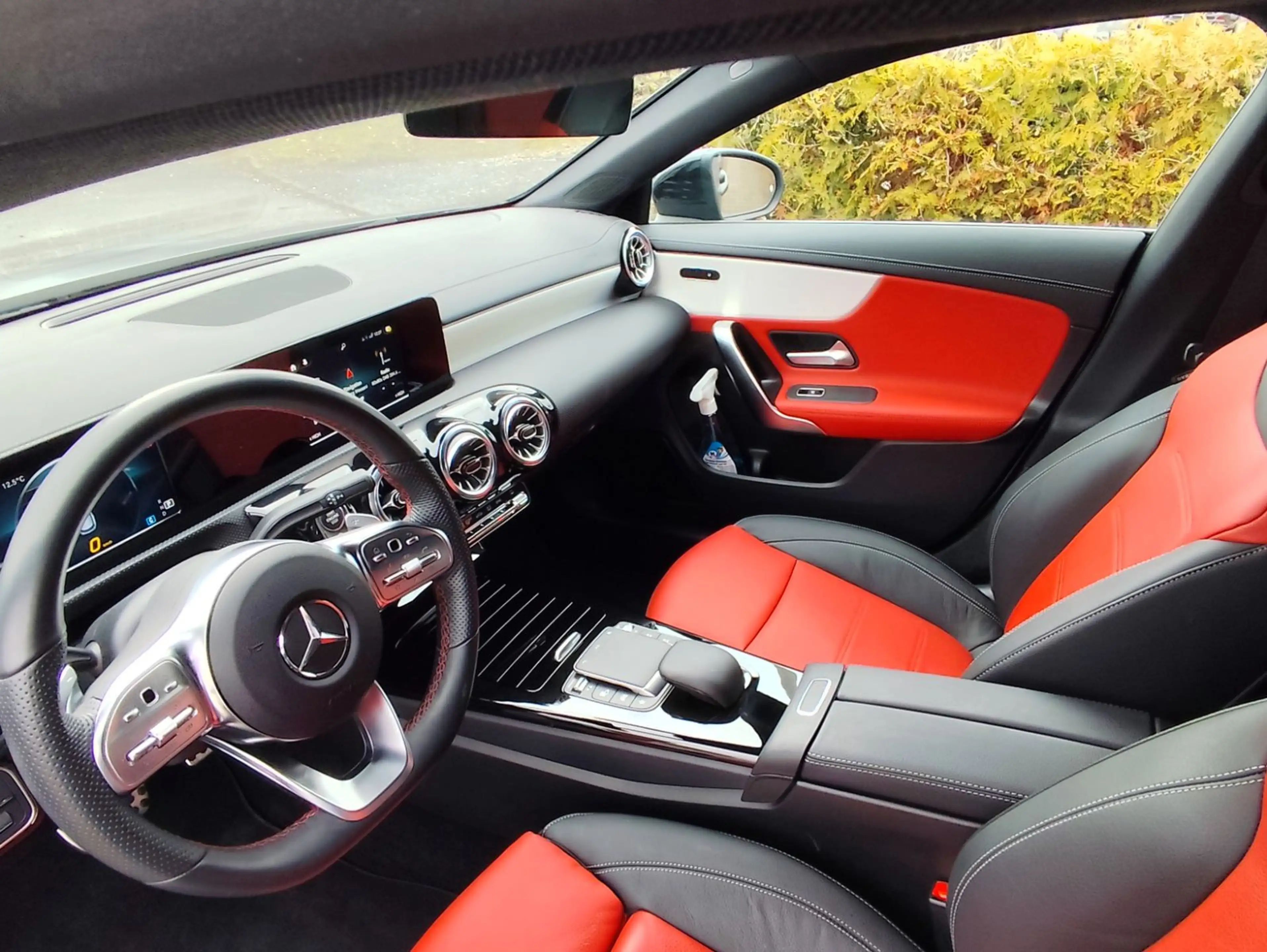 Mercedes-Benz CLA 220 CLA 220d Aut. Shooting Brake AMG LINE — photo 12