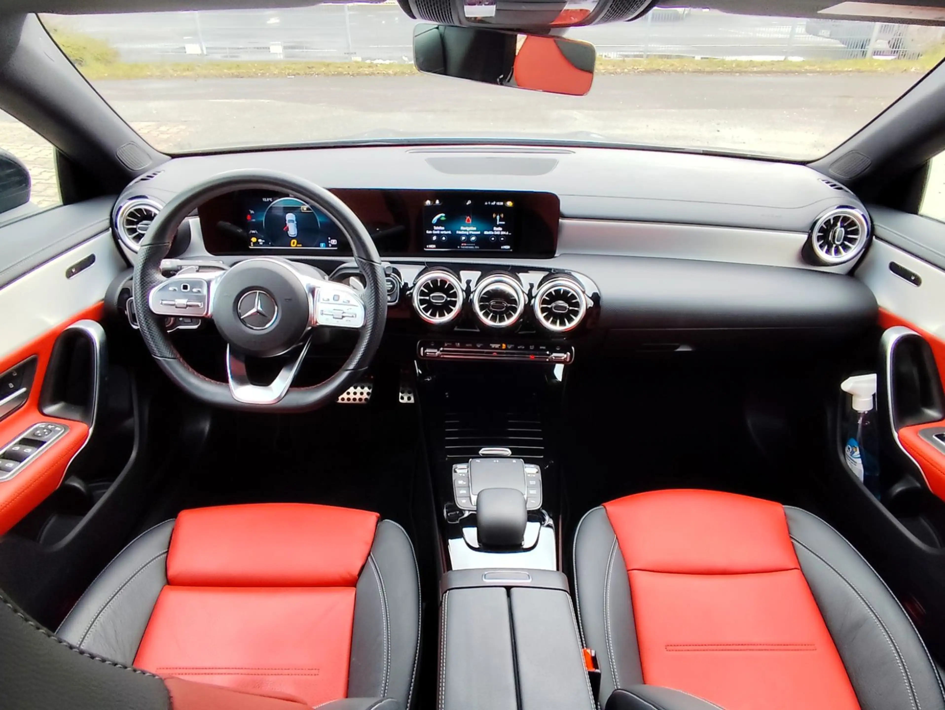 Mercedes-Benz CLA 220 CLA 220d Aut. Shooting Brake AMG LINE — photo 15