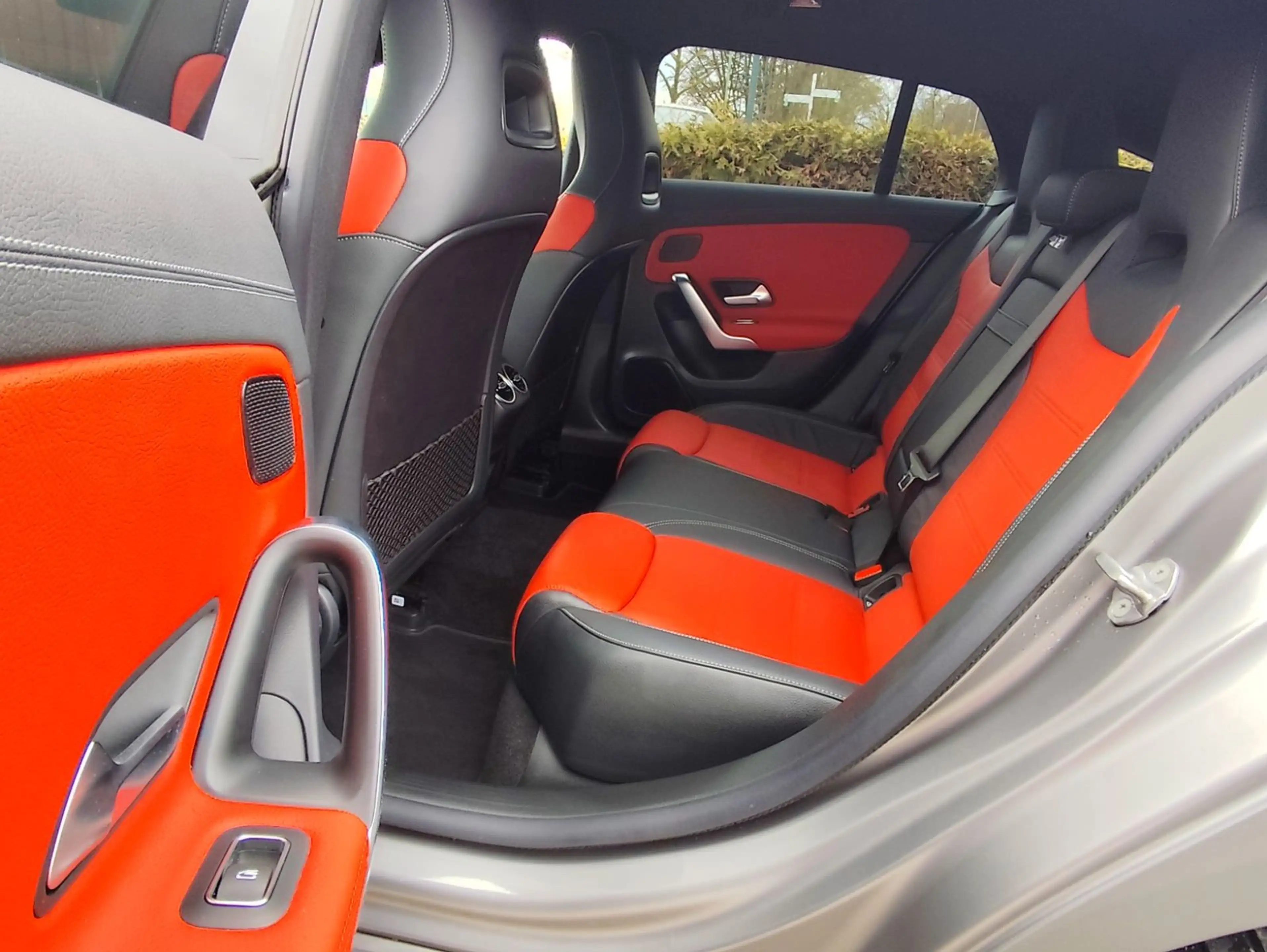 Mercedes-Benz CLA 220 CLA 220d Aut. Shooting Brake AMG LINE — photo 13