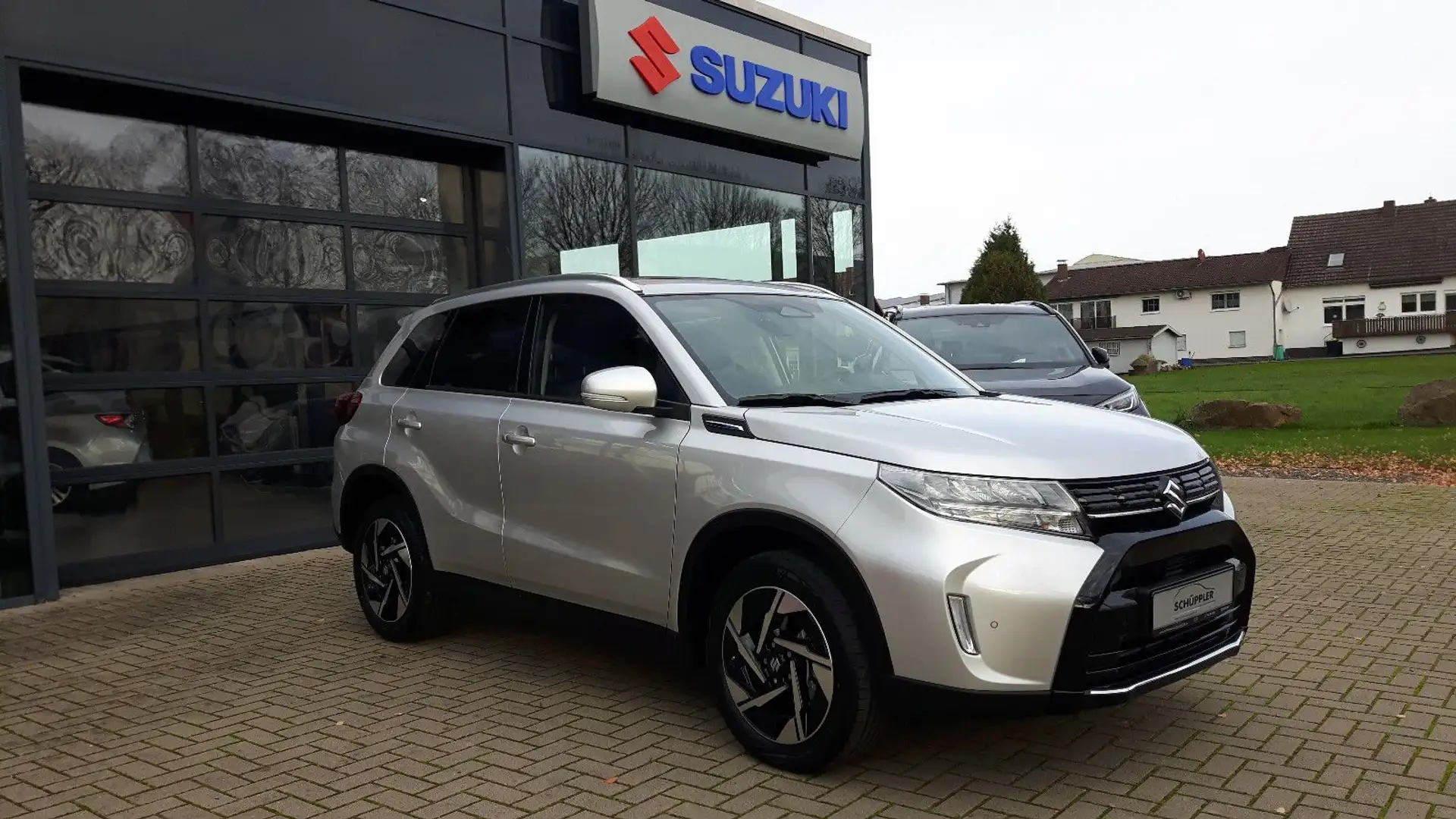 Suzuki Vitara 1.4 Mild-Hybrid Comfort+ 4x2 Zilver - 2