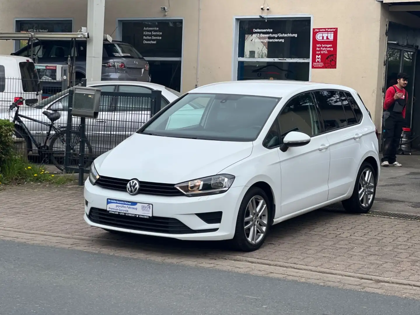 Volkswagen Golf Sportsvan VII BMT/Start-Stopp EURO 6/GARANT White - 2