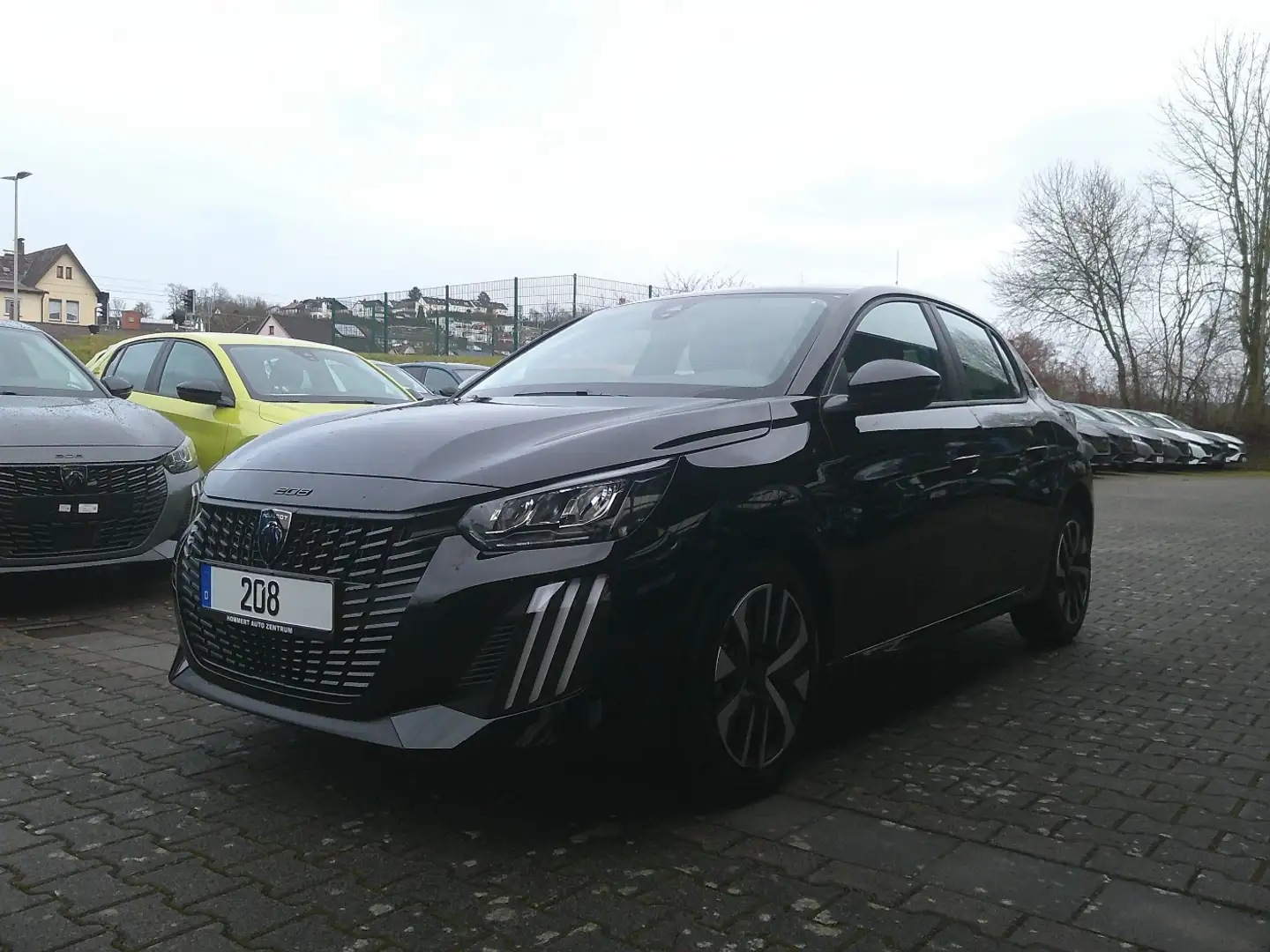 Peugeot 208 Style PureTech 100 *KeyLess*Spurhalte* Noir - 2