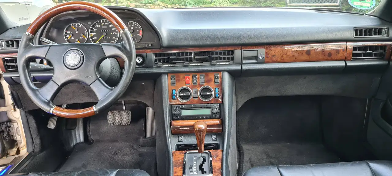 Mercedes-Benz 420 SEC, foto 10
