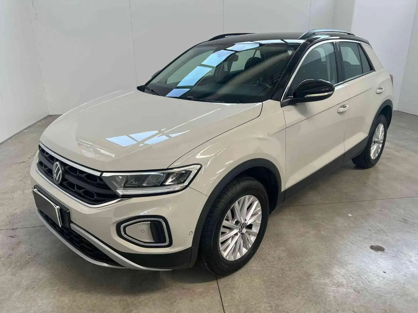 Volkswagen T-Roc 1.5 TSI ACT DSG Life Grau - 1
