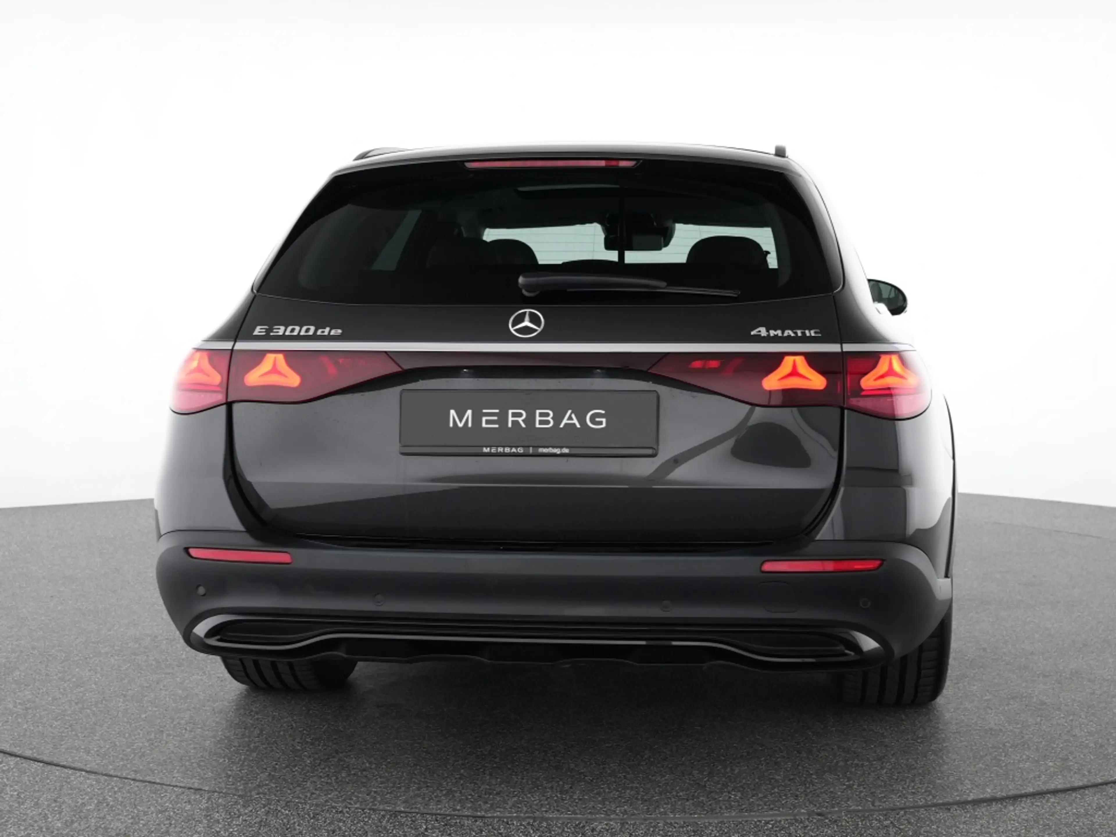 Mercedes-Benz E 300 de 4M T Avantgarde Advanced+ Night Pano Digital — photo 4