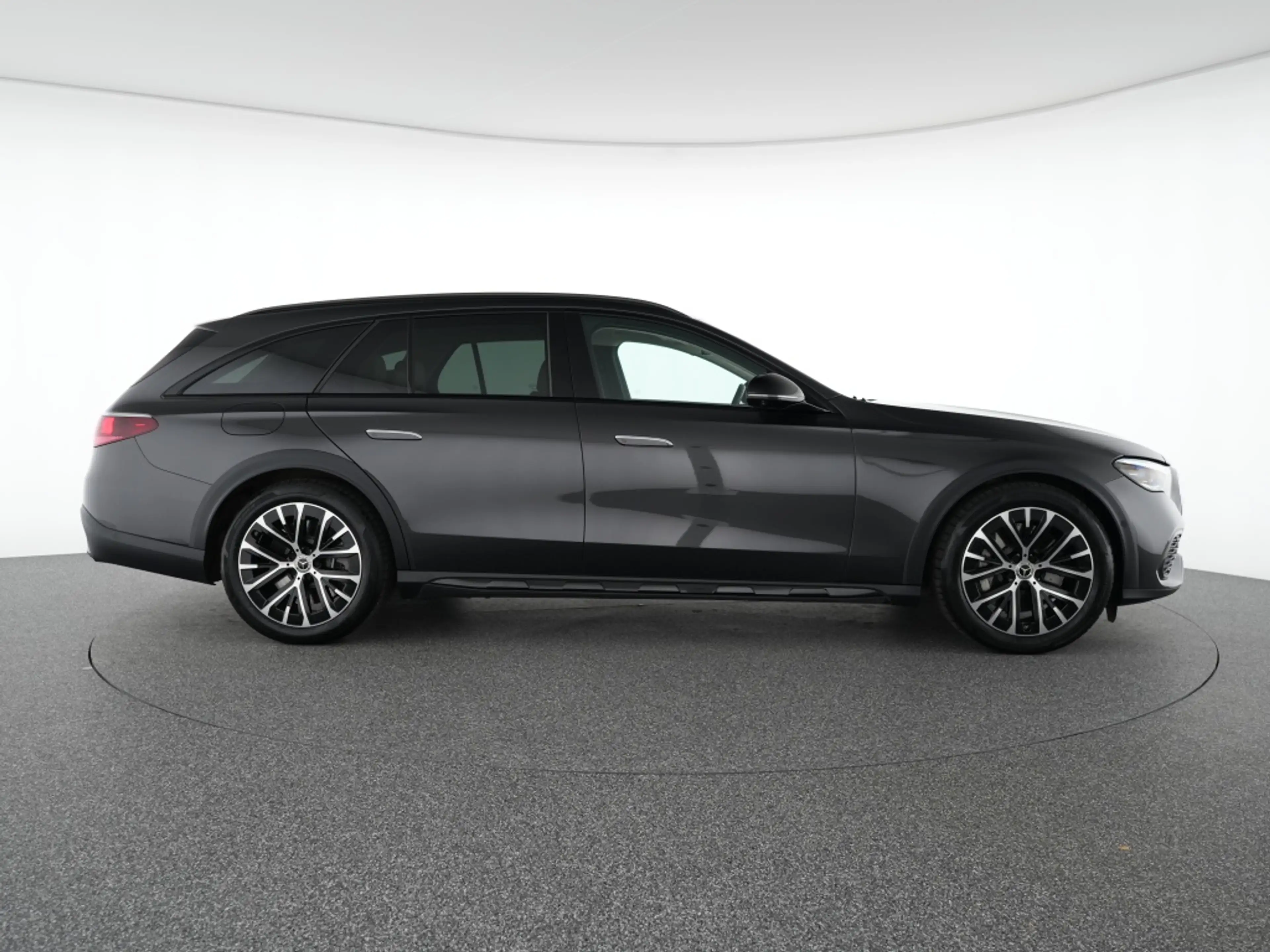 Mercedes-Benz E 300 de 4M T Avantgarde Advanced+ Night Pano Digital — photo 5