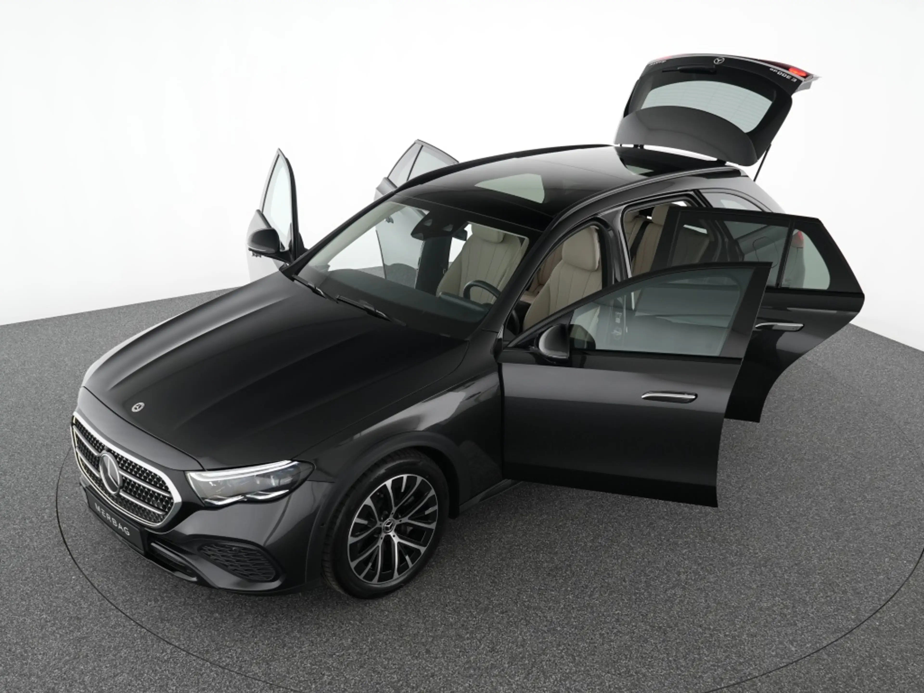 Mercedes-Benz E 300 de 4M T Avantgarde Advanced+ Night Pano Digital — photo 12