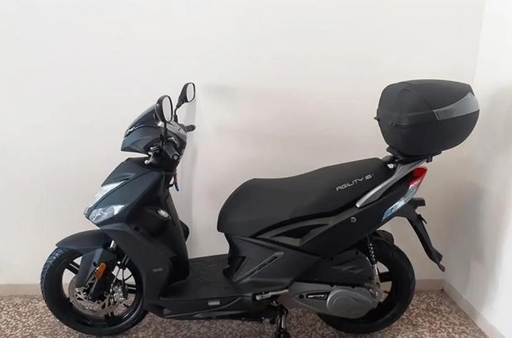 Kymco Agility 125 R16+ Negru - 1