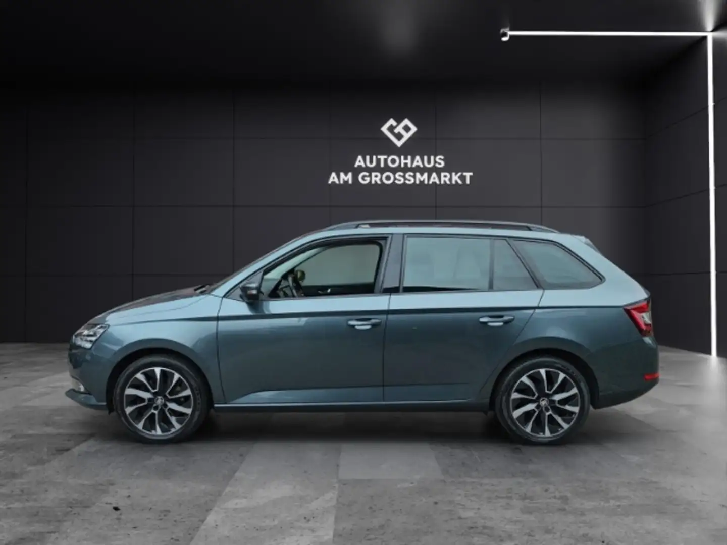 Skoda Fabia Combi Drive 125 1.0 TSI AHK Pano Navi Totwinkel AC Grau - 2
