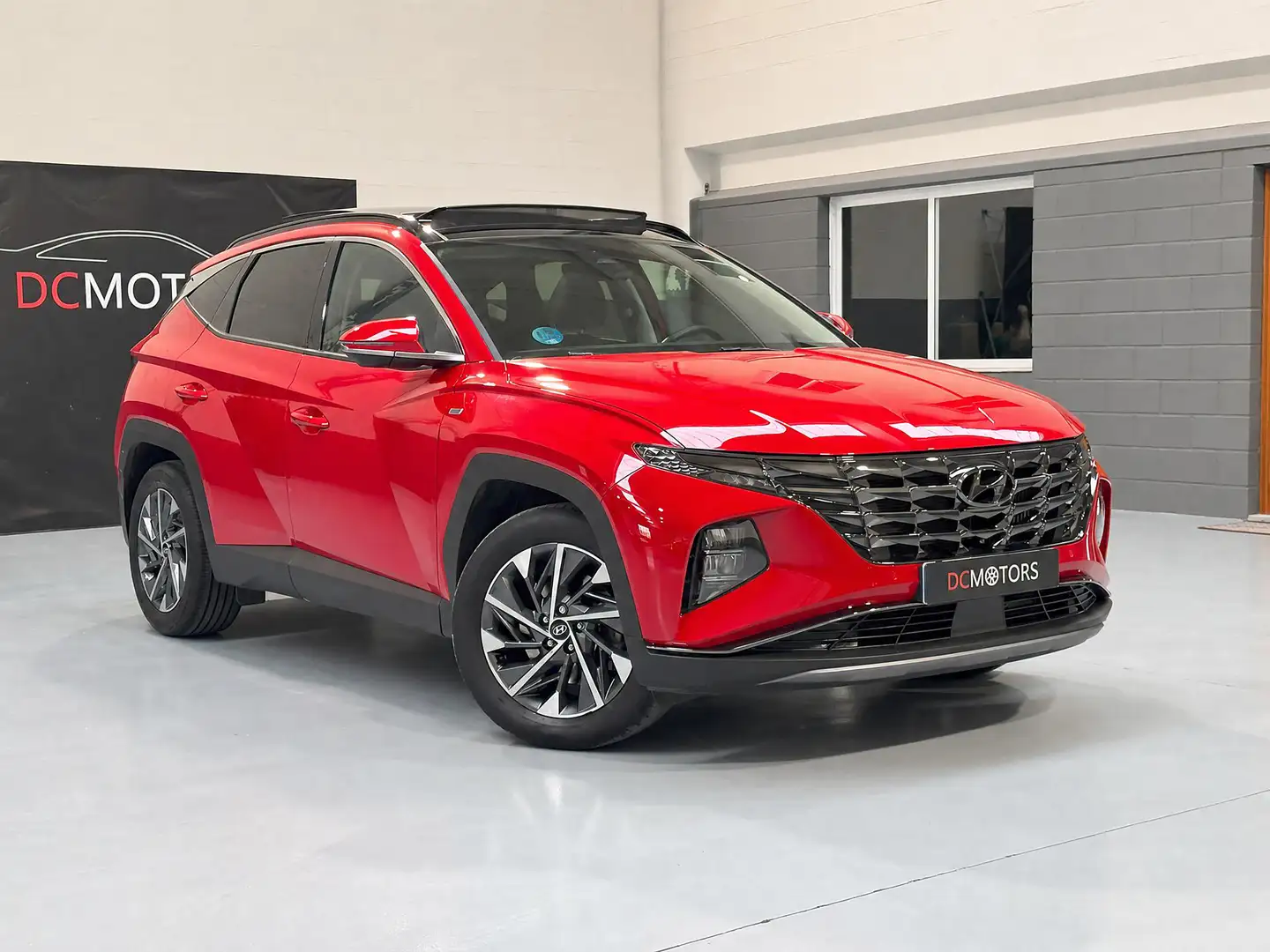Hyundai TUCSON 1.6 TGDI 48V Tecno Sky 4x2 DT - 2