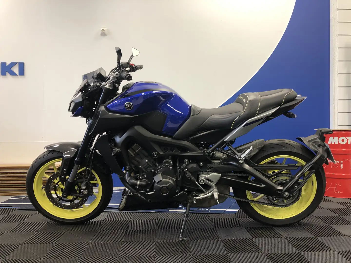 Yamaha MT-09 Bleu - 2